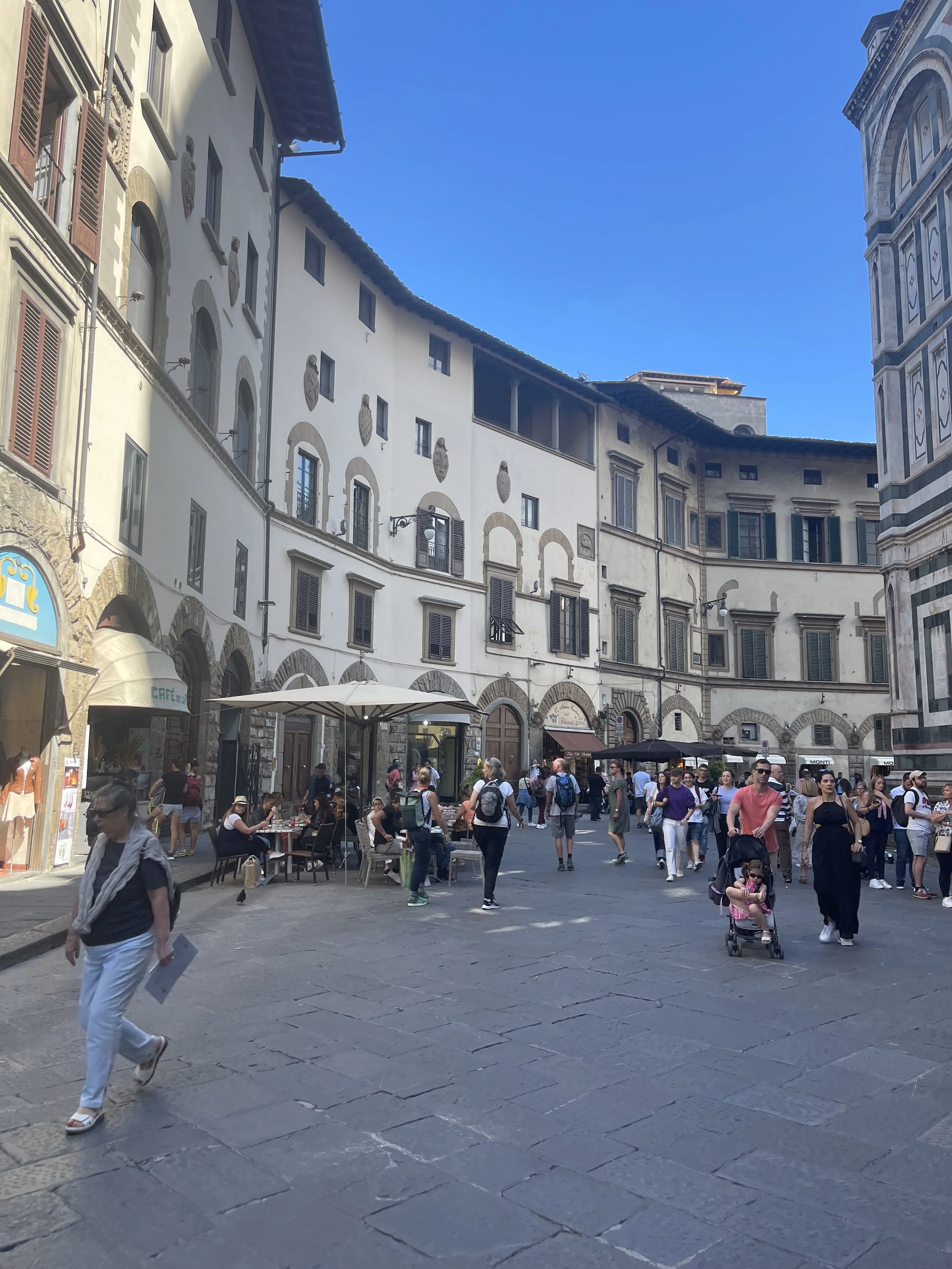 Florence in One Perfect Day: Shopping, Art, and the Most Beautiful City Walks