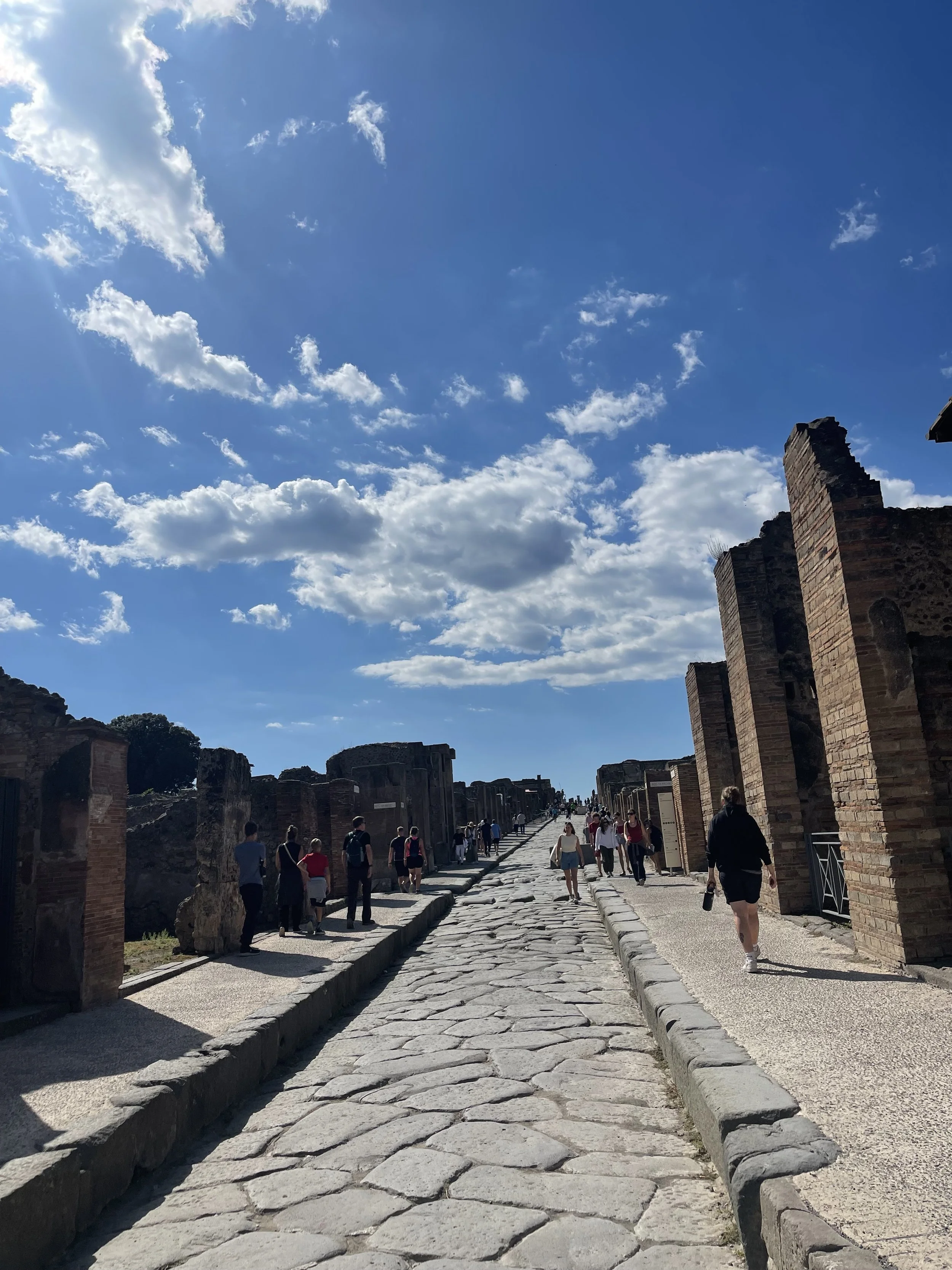 Pompeii Travel Guide: Why a Guided Visit Changes Everything
