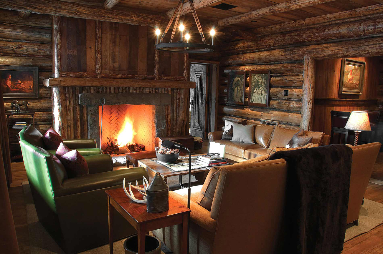 custom-living-room-fireplace-montana.jpg