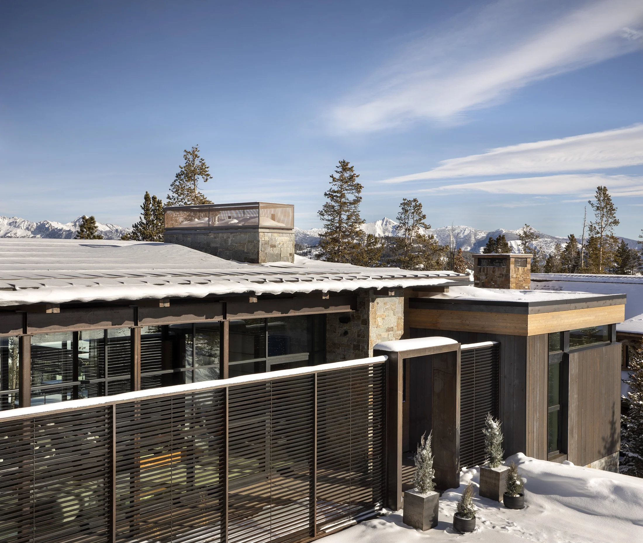 LPSL-45-ski-house-upper-deck-view.jpg.jpg