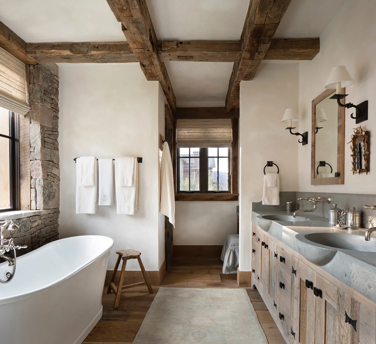 MF-10-master-bath-stand-alone-tubreclaimed-timber.jpg.jpg