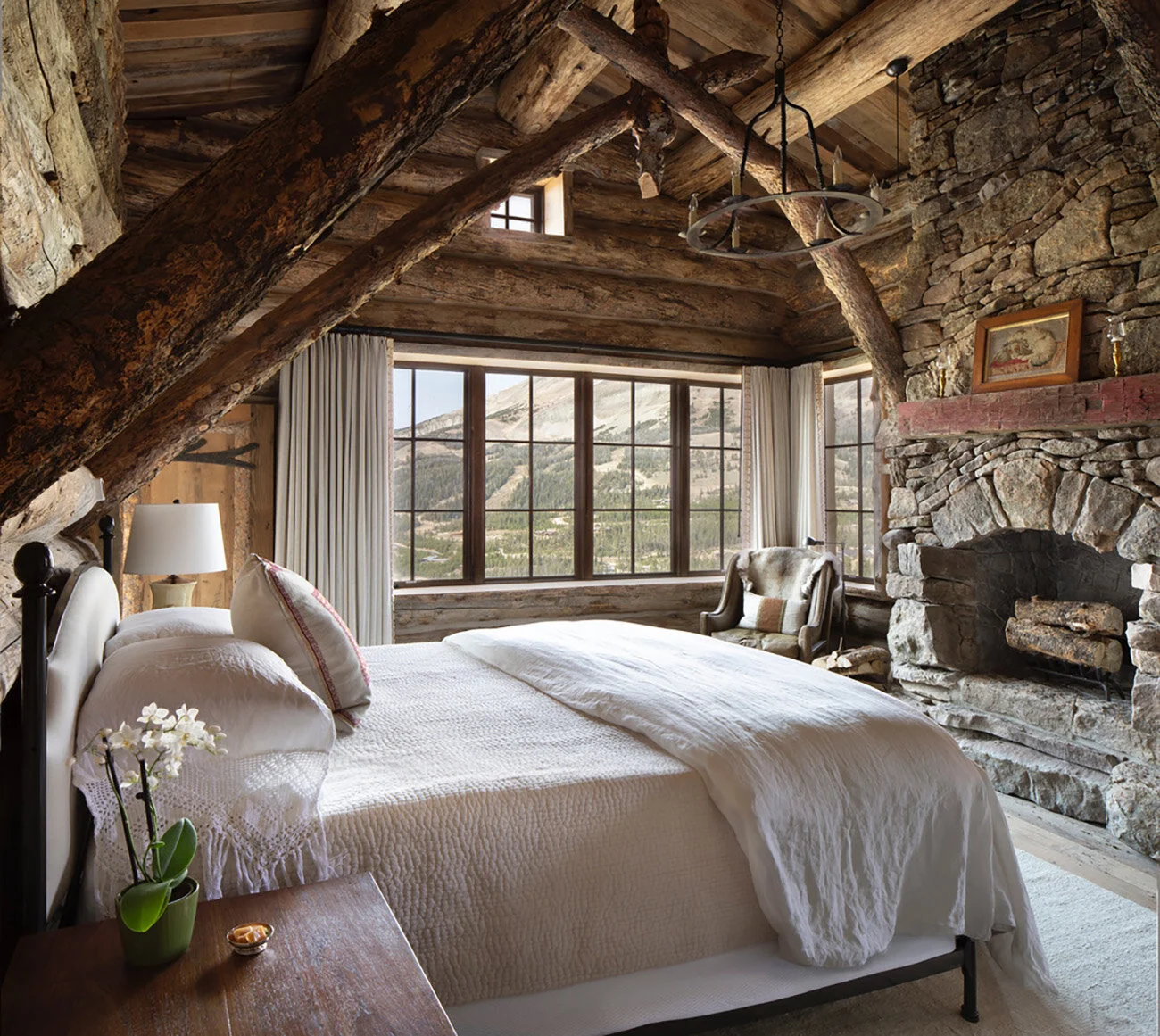 MF-18-bedroom-stone-fireplace-mountain-views.jpg.jpg
