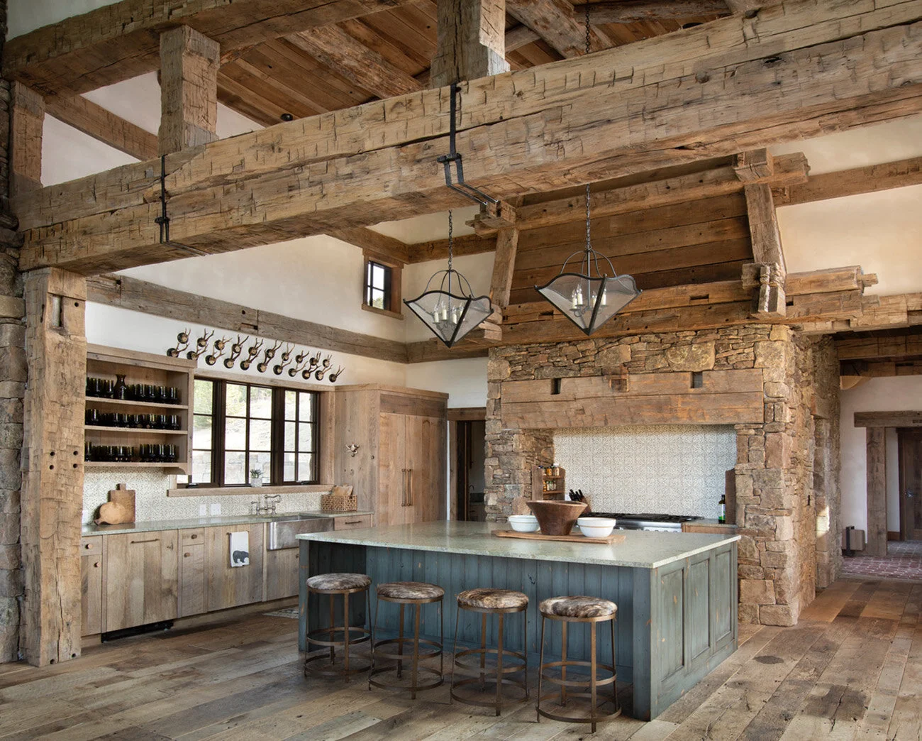 MF-13-open-kitchen-reclaimed-beams.jpg.jpg