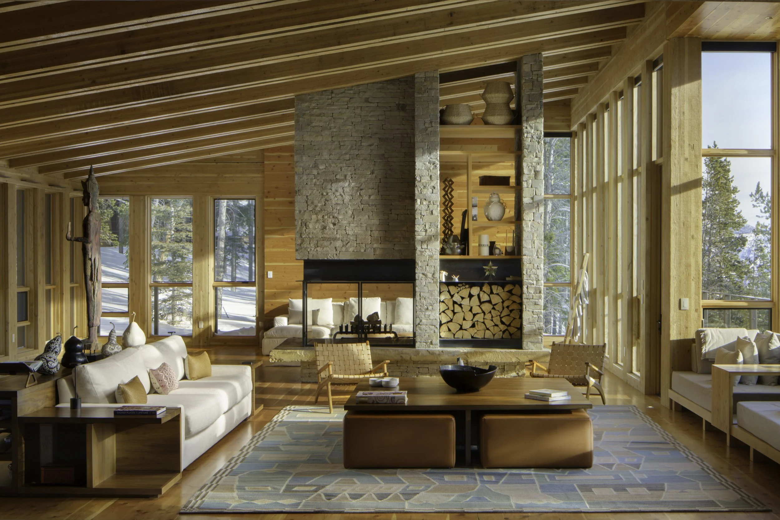 25.01.23_328Andesite_Living-1.2_©CharlesStemen.jpg