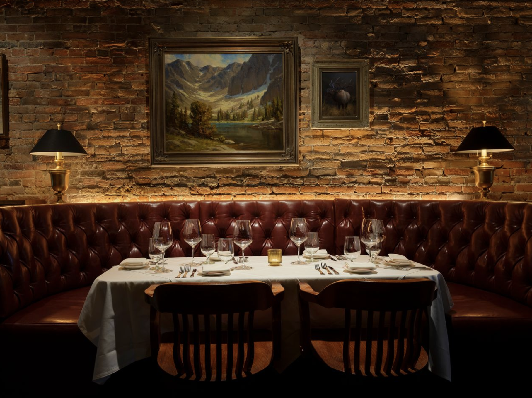 JWH-12-brick-wall-banquette.png