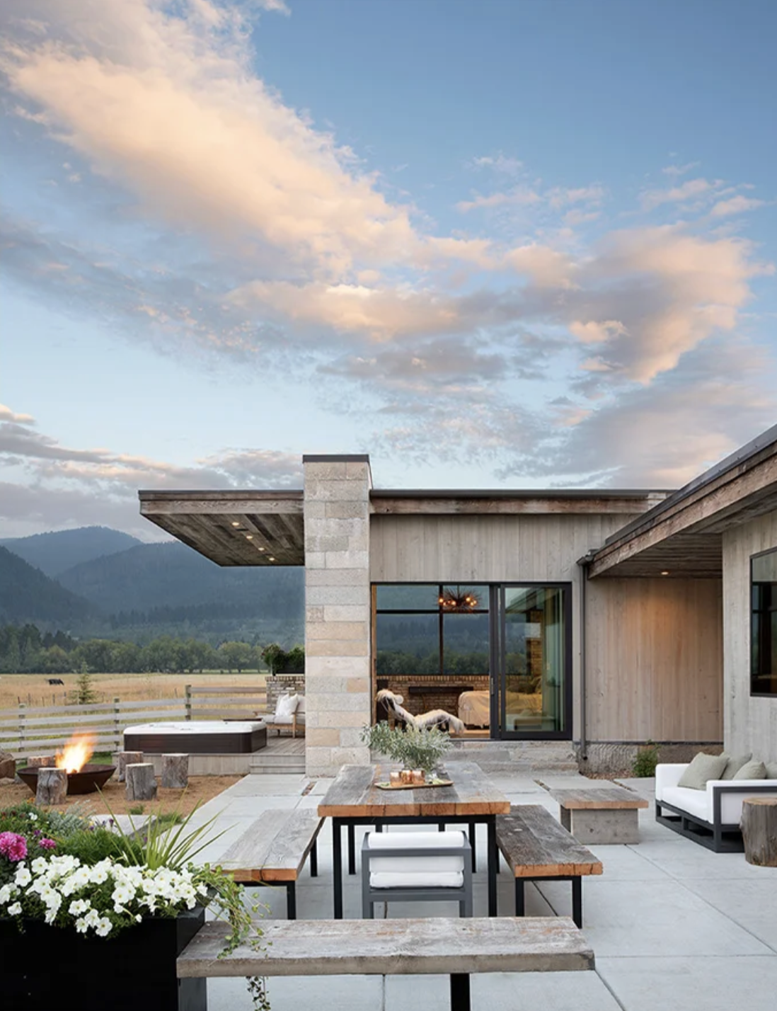 LC-06-breezeway-front-entry.jpg.png
