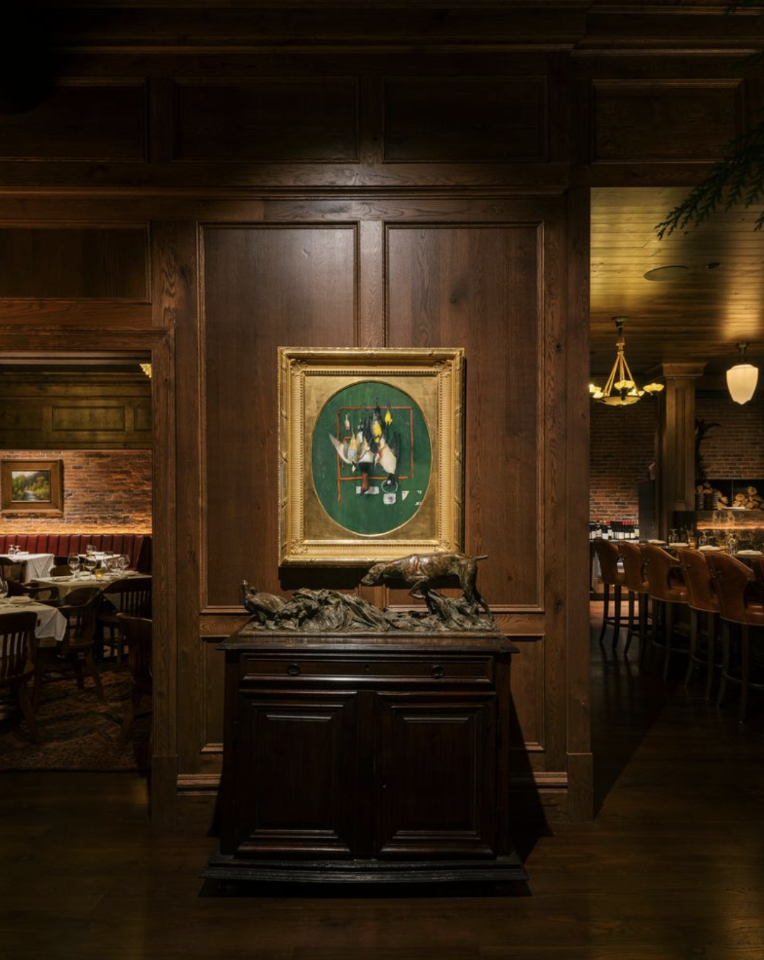 JWH-11-custom-oak-paneling-detail.png