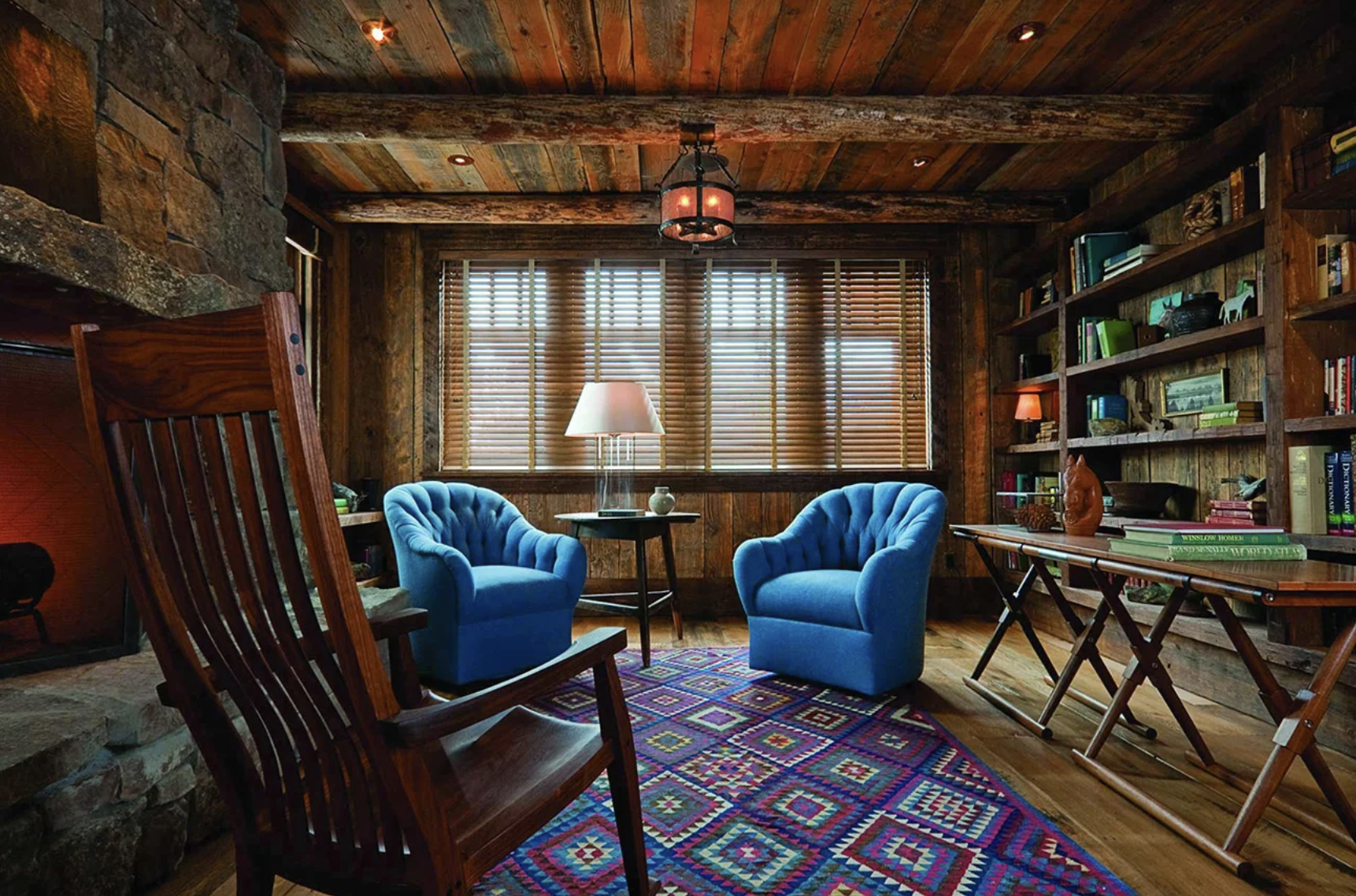 SA-10-Log Home Living Room Montana.png