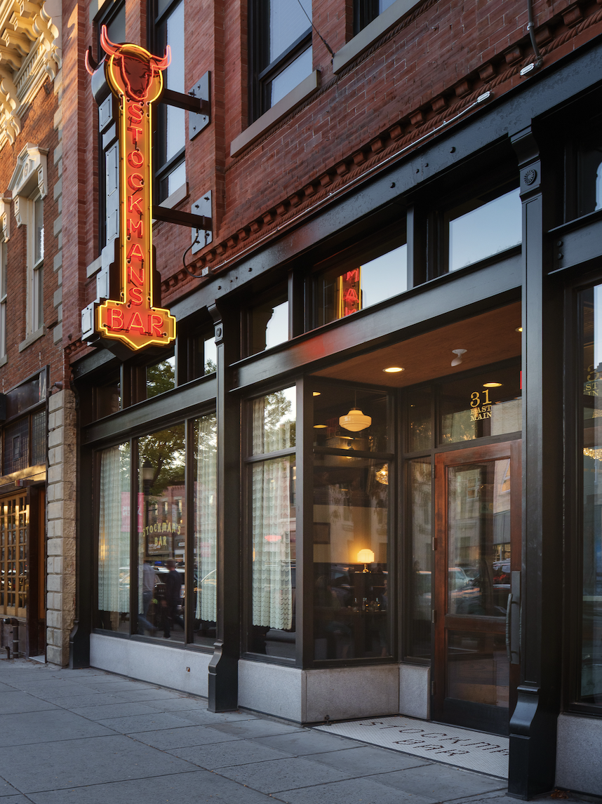 SB-02-exterior-entry-stockmans-bar-bozeman.png