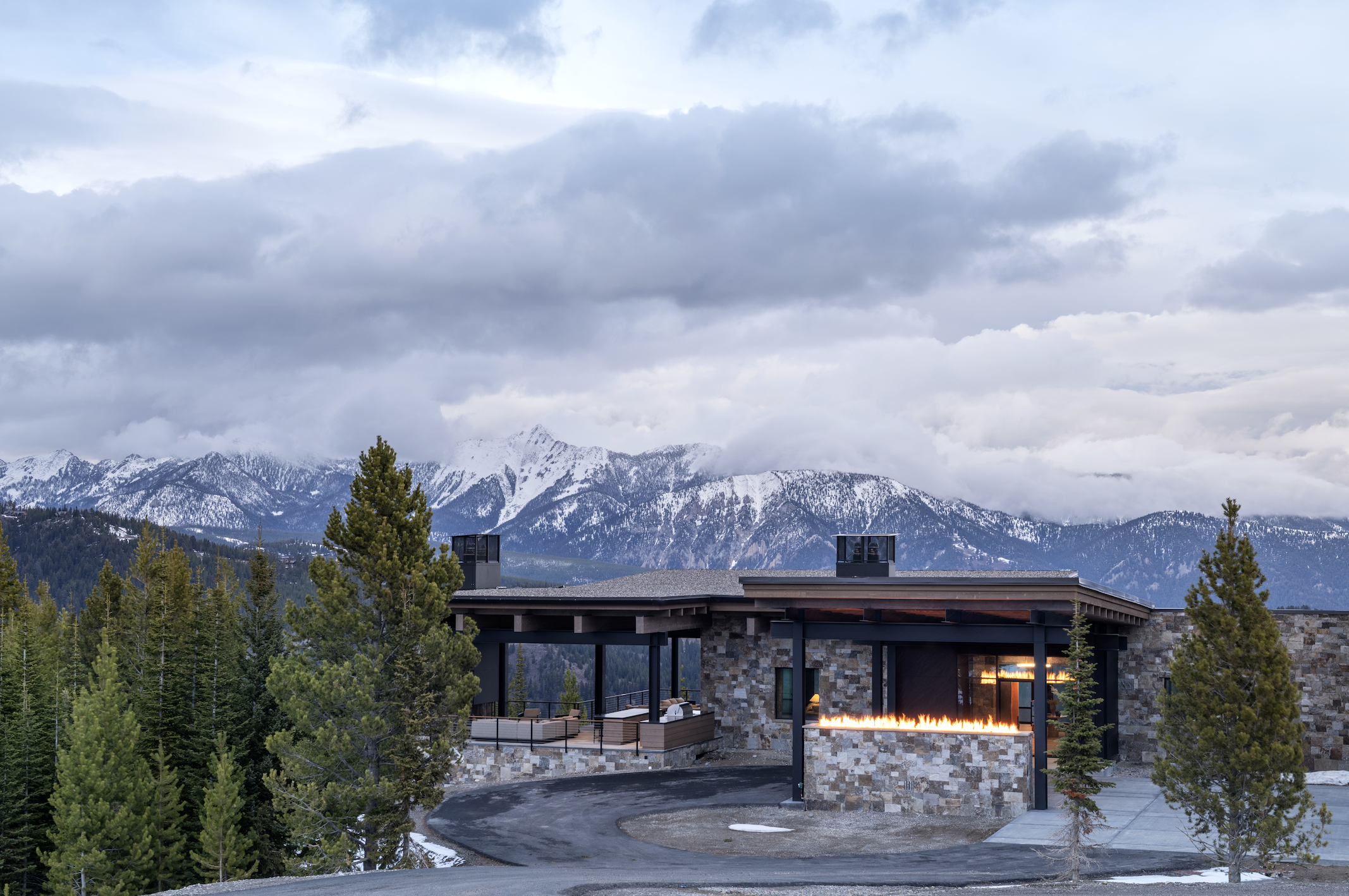 PEAKSTONE RIDGE