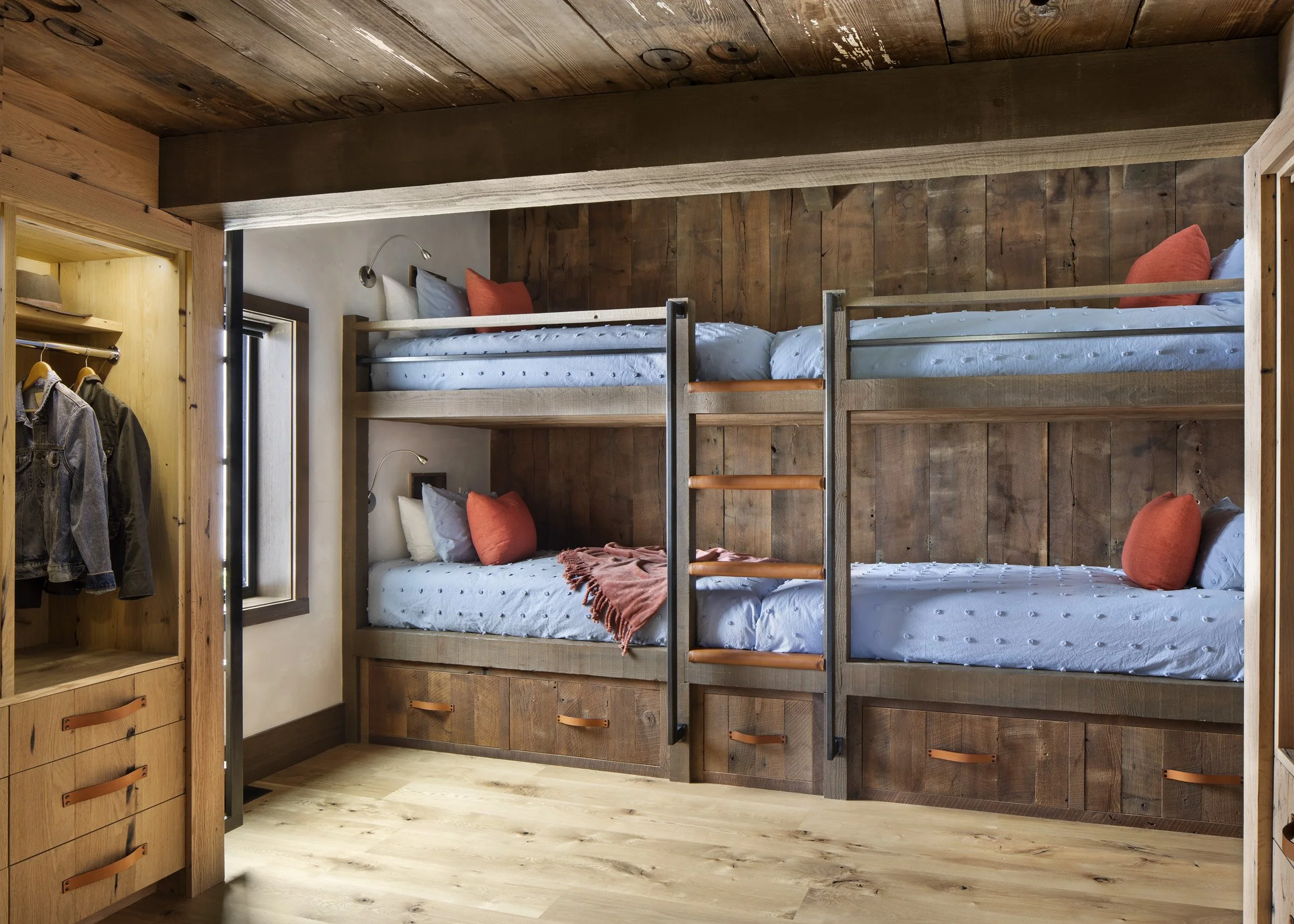 LCR-18-bunk-room-custom-built-beds.jpg