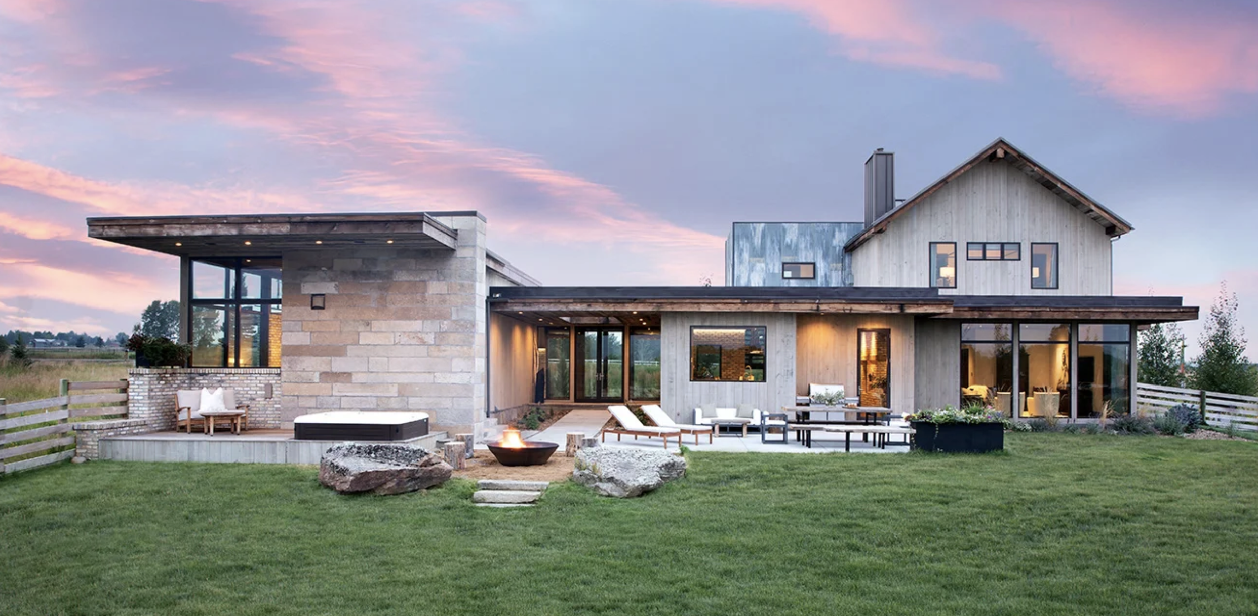 LC-15-modern-farmhouse-exterior-wide.jpg.png