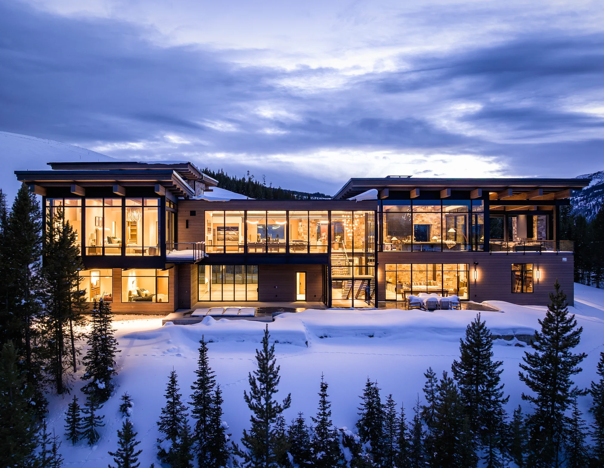 PEAKSTONE RIDGE