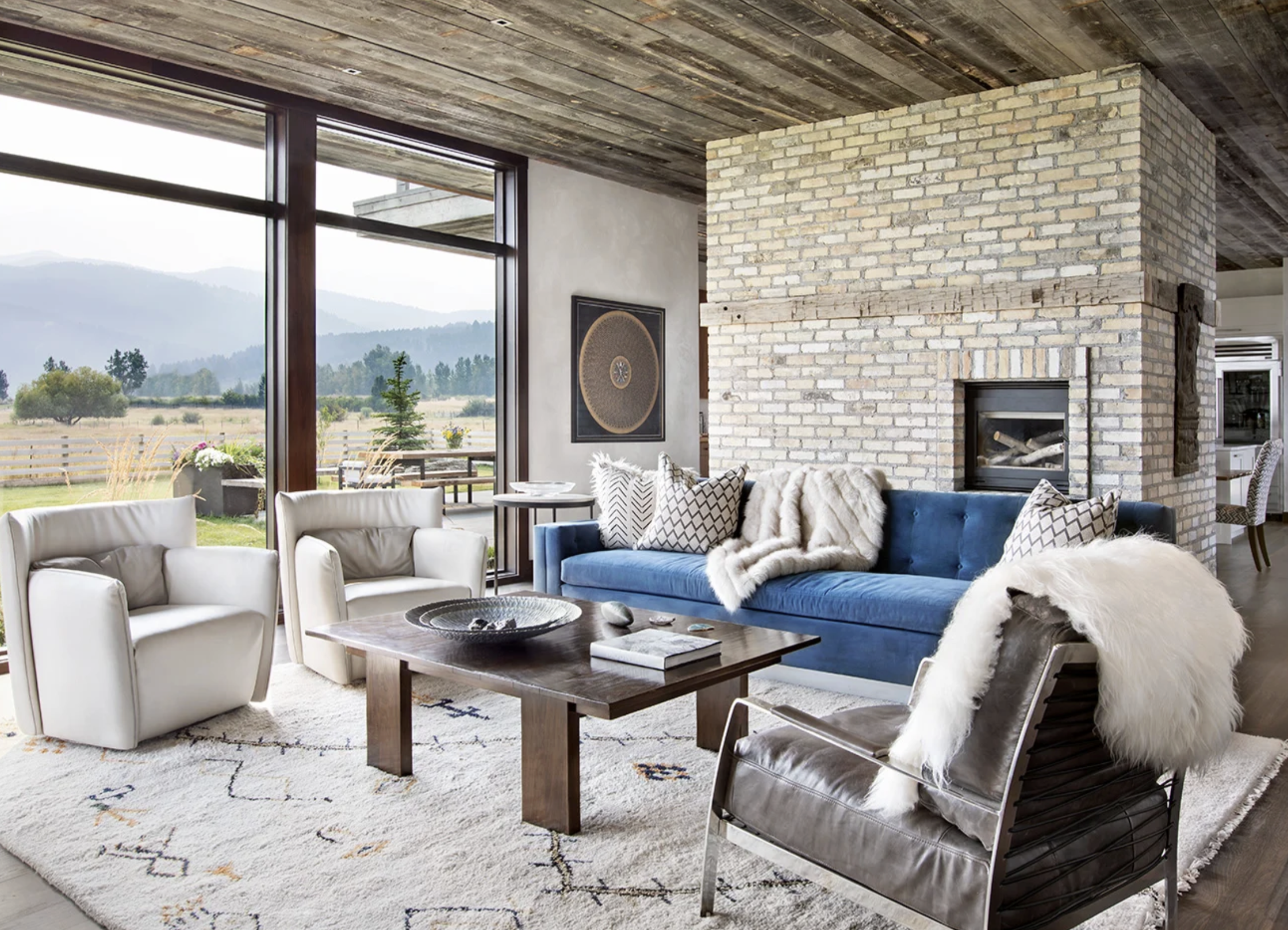 LC-03-great-room-stone-fireplace.jpg.png