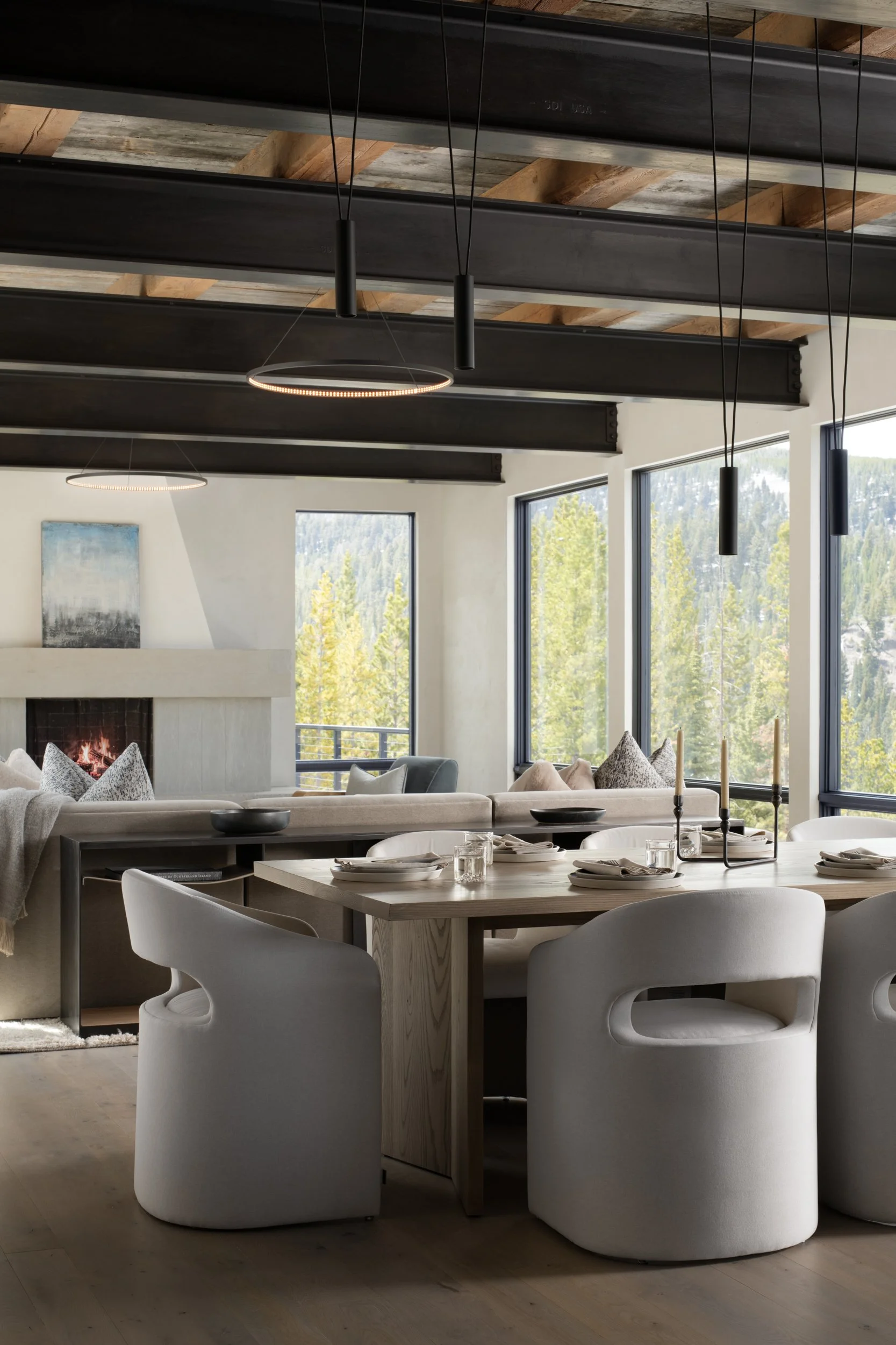 SCR-08-dining-room-fireplace-mountain-views.jpg