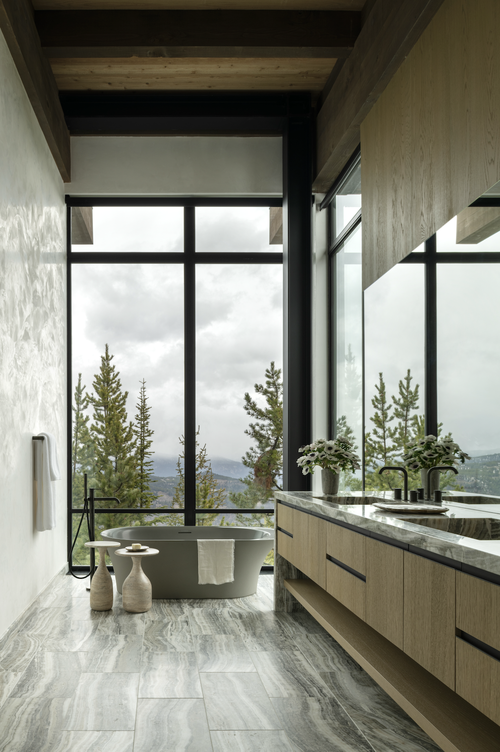 PL-11-bathroom-floor-to-ceiling-windows.png