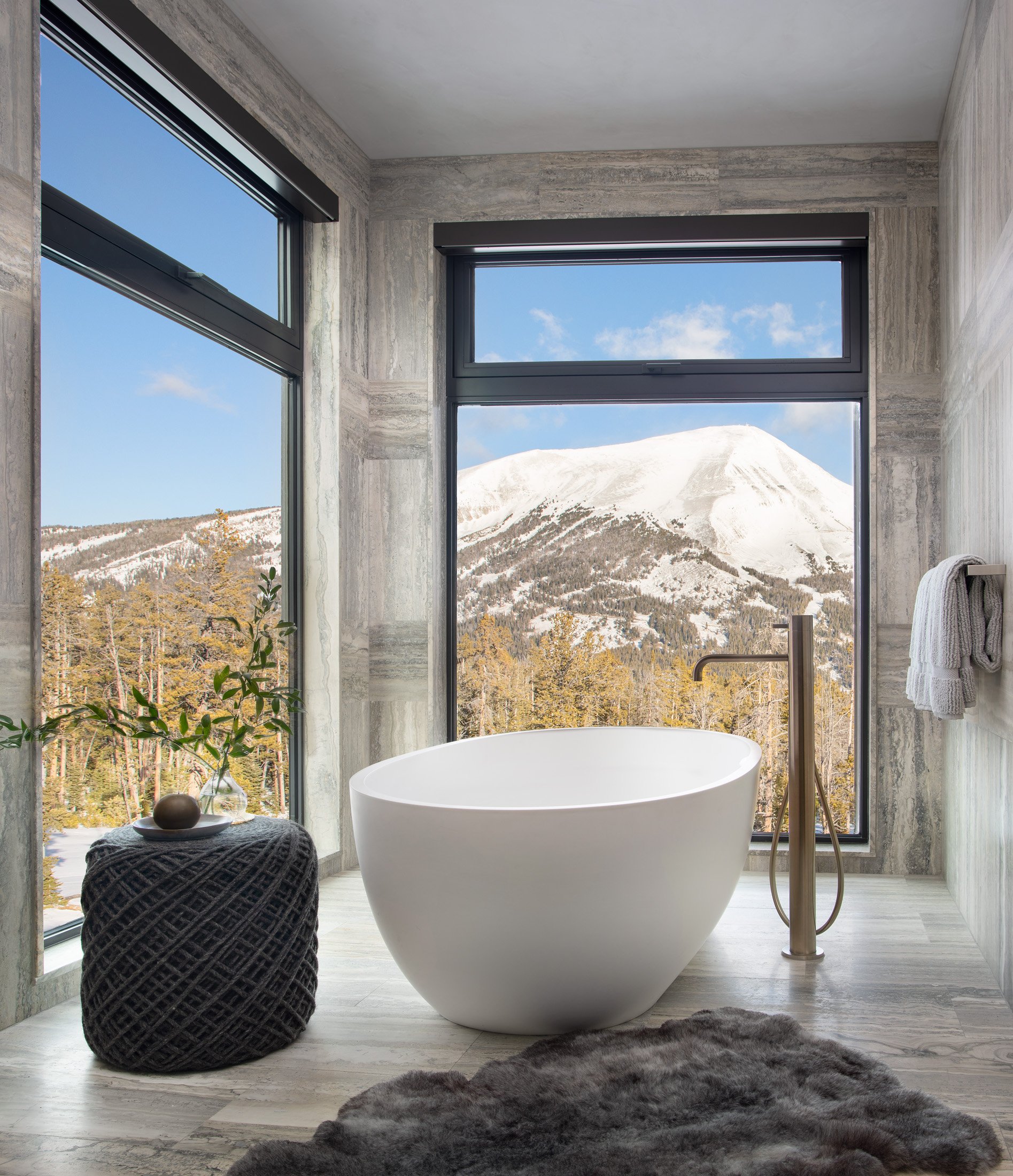 LPSL-44-freestanding-tub-lone-peak-views.jpg