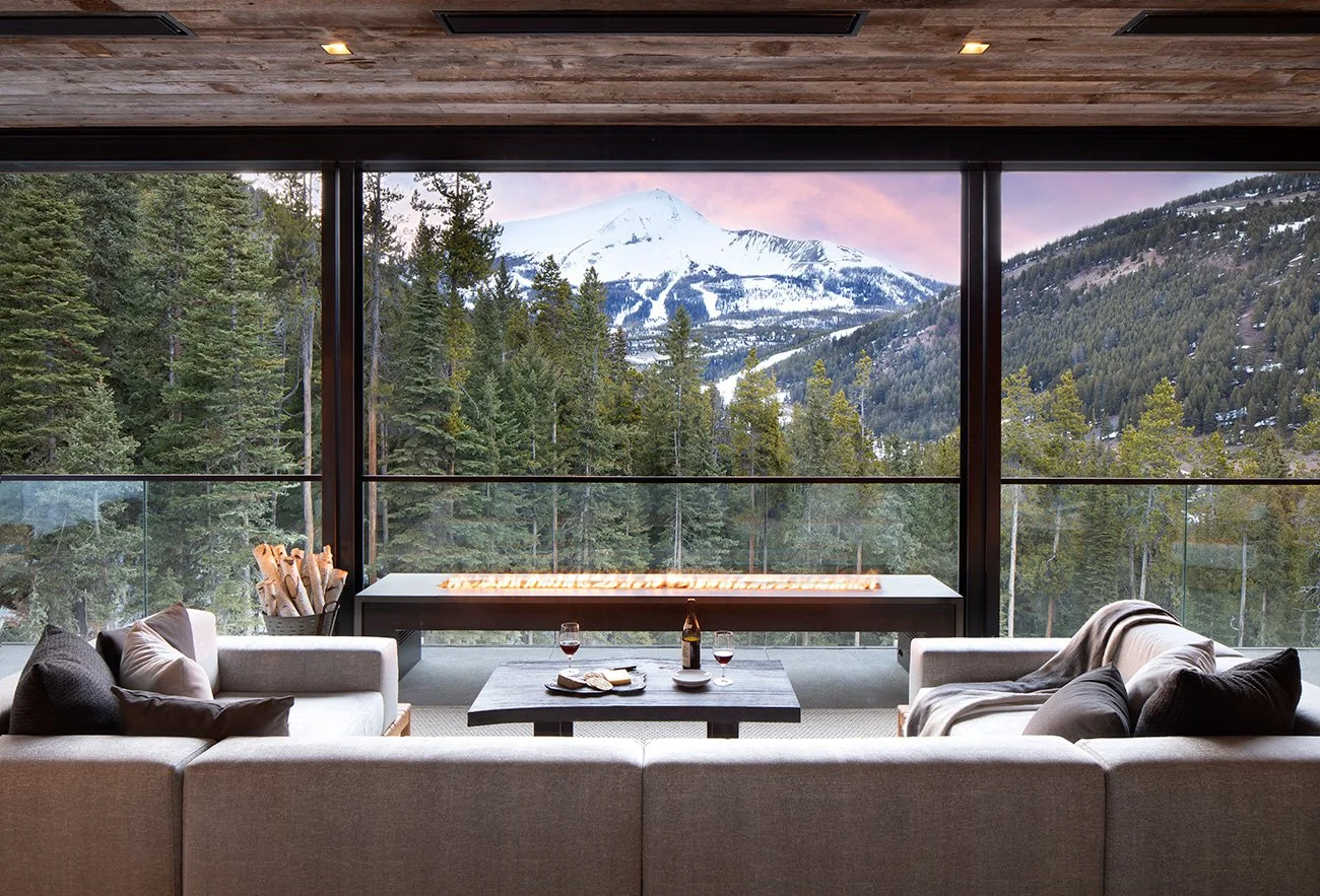 SV-11-great-room-panoramic-mountain-views.Big-Sky-Lohss.jpeg