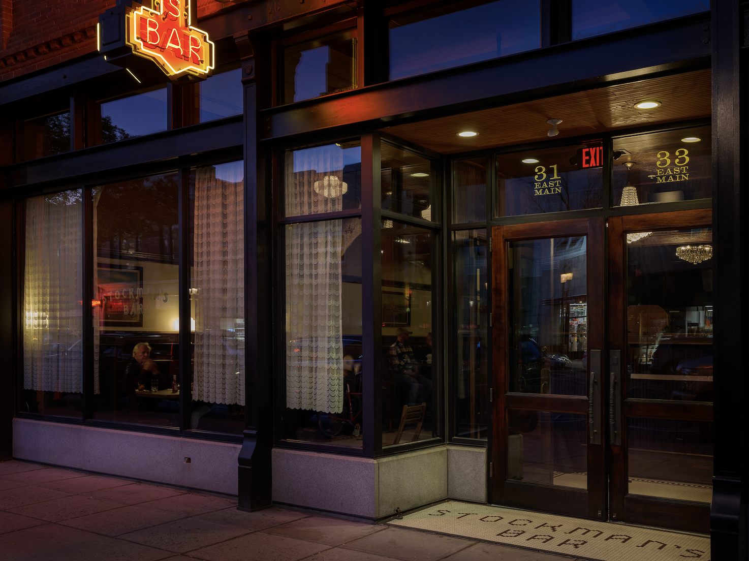 SB-03-exterior-entry-evening.png