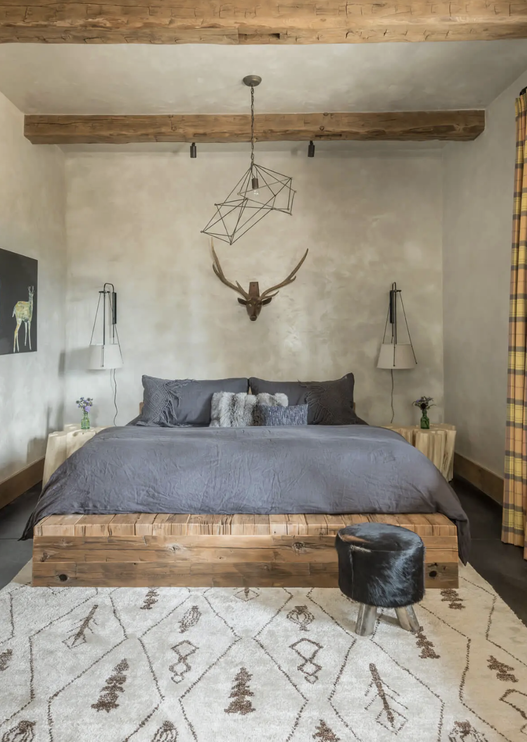 FL-08-bedroom-reclaimed-timber-stone.png