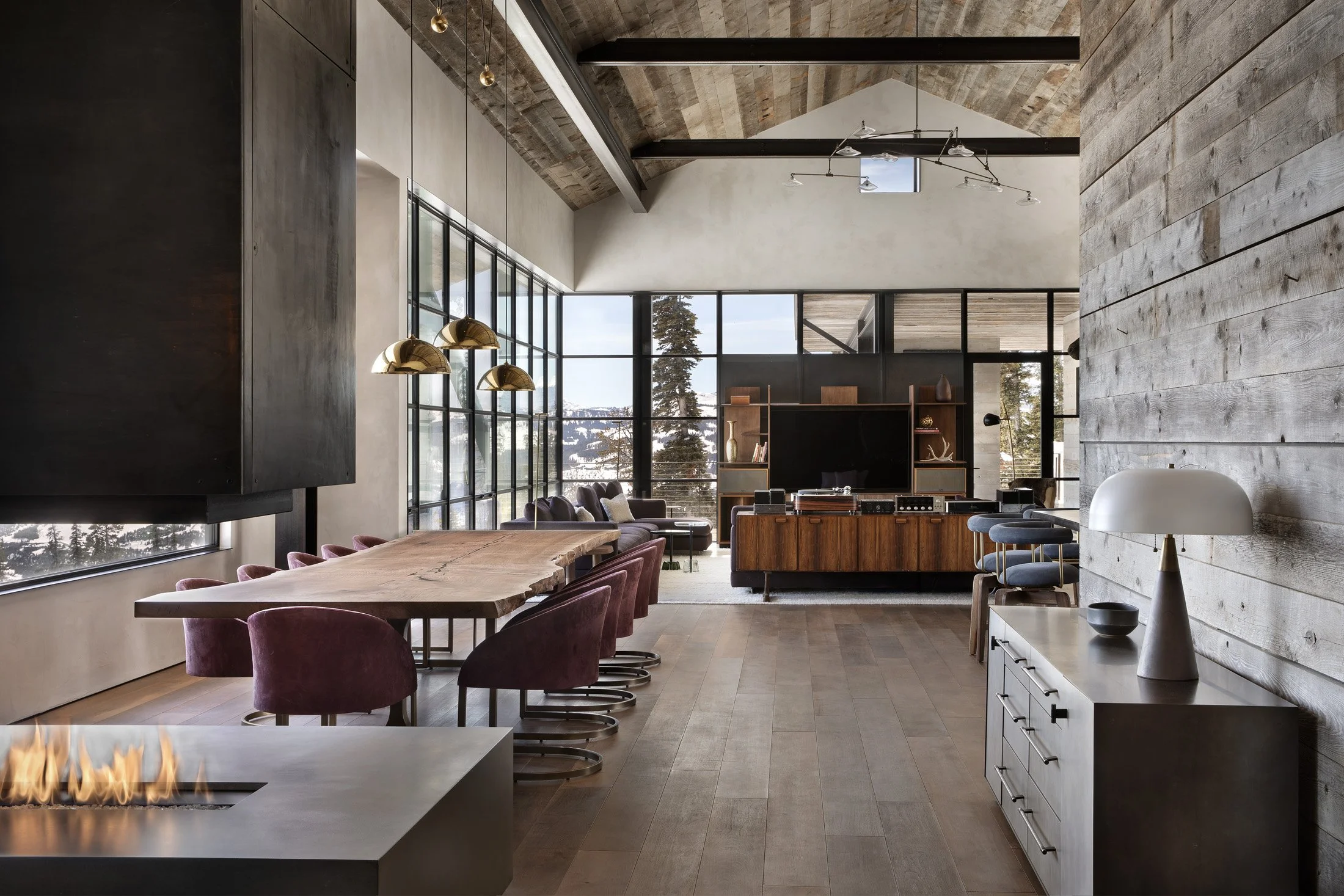 ASH-21-open-dining-living-space-mountain-views.jpg