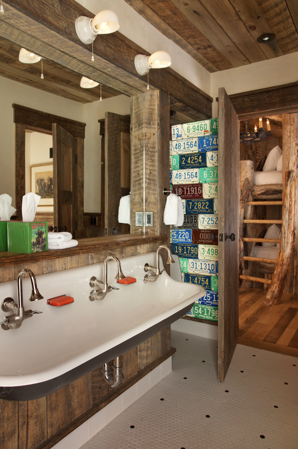 TP-17-bunk-room-bathroom-vintage-details.png