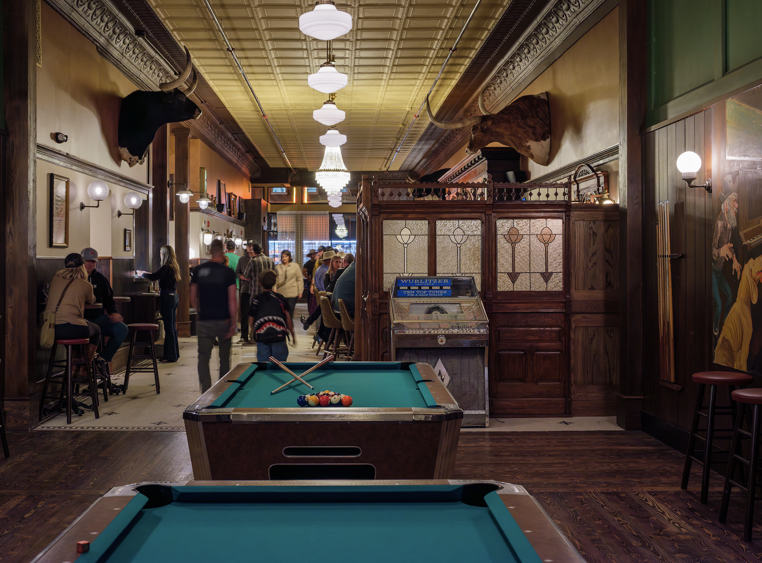 SB-19-Stockman-bar-Bozeman-pool-table-interior.png