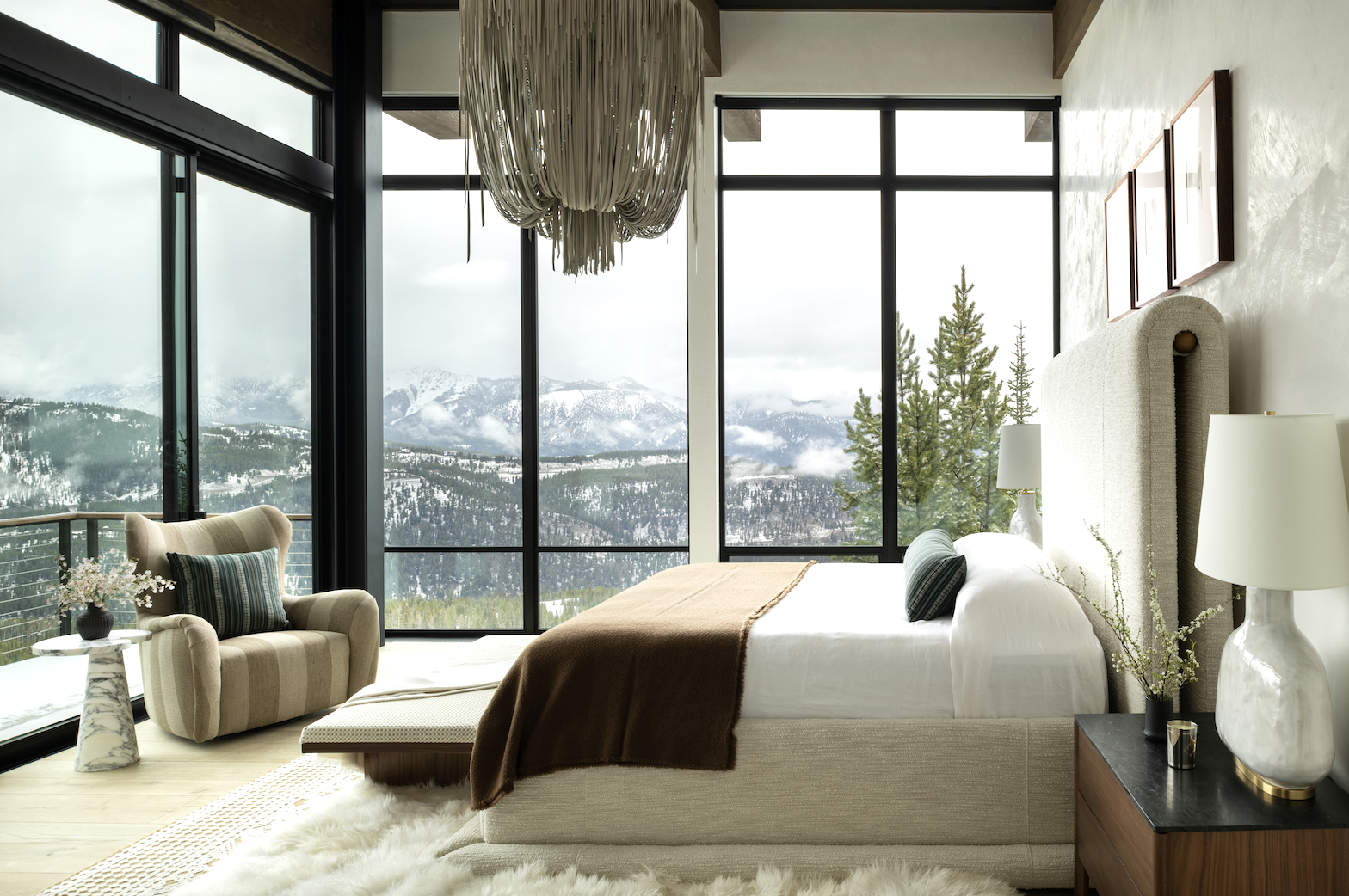 PL-09-bedroom-floor-to-ceiling-windows.png