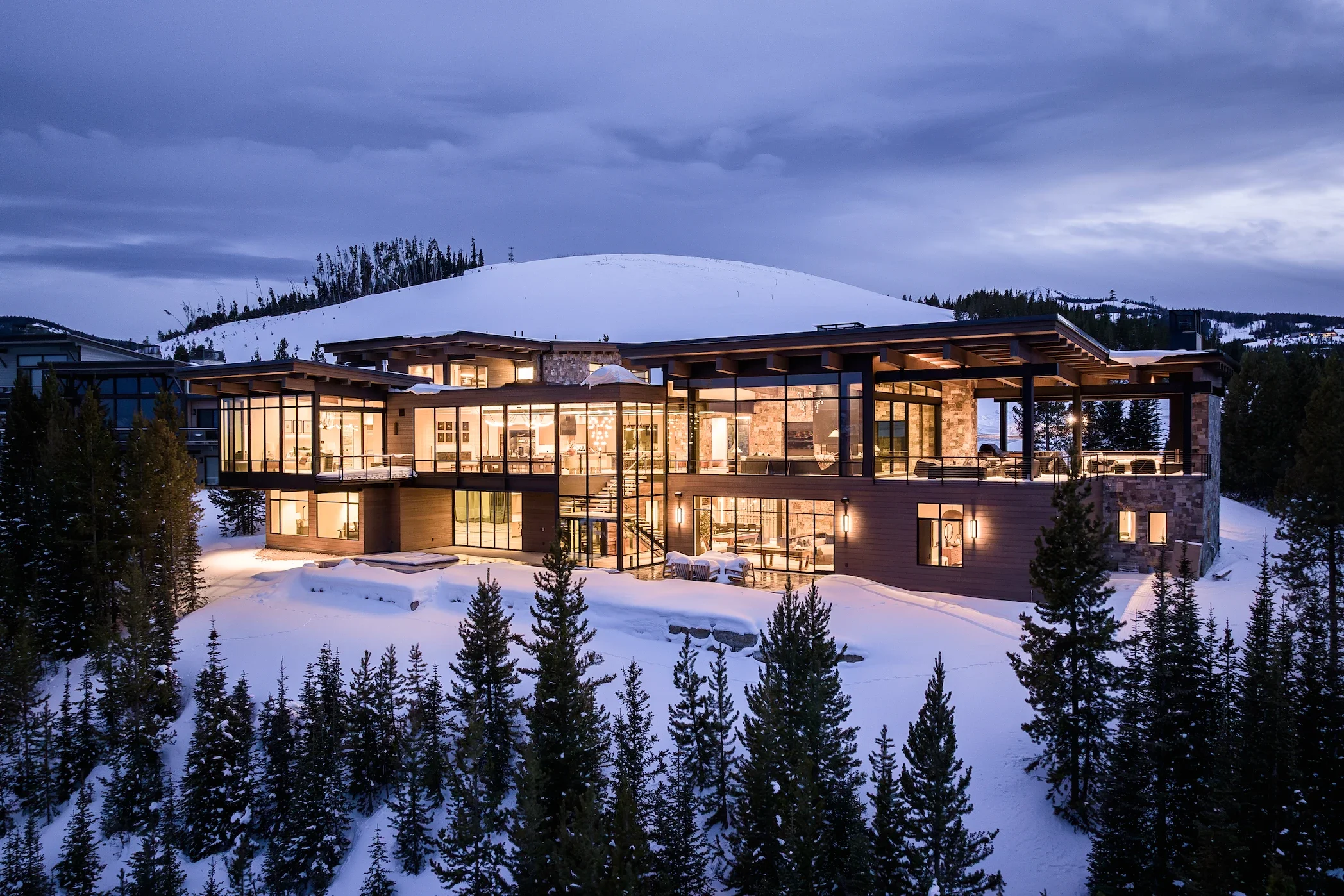PL-hero-yellowstone-club-custom-home-lohss-zakara.webp