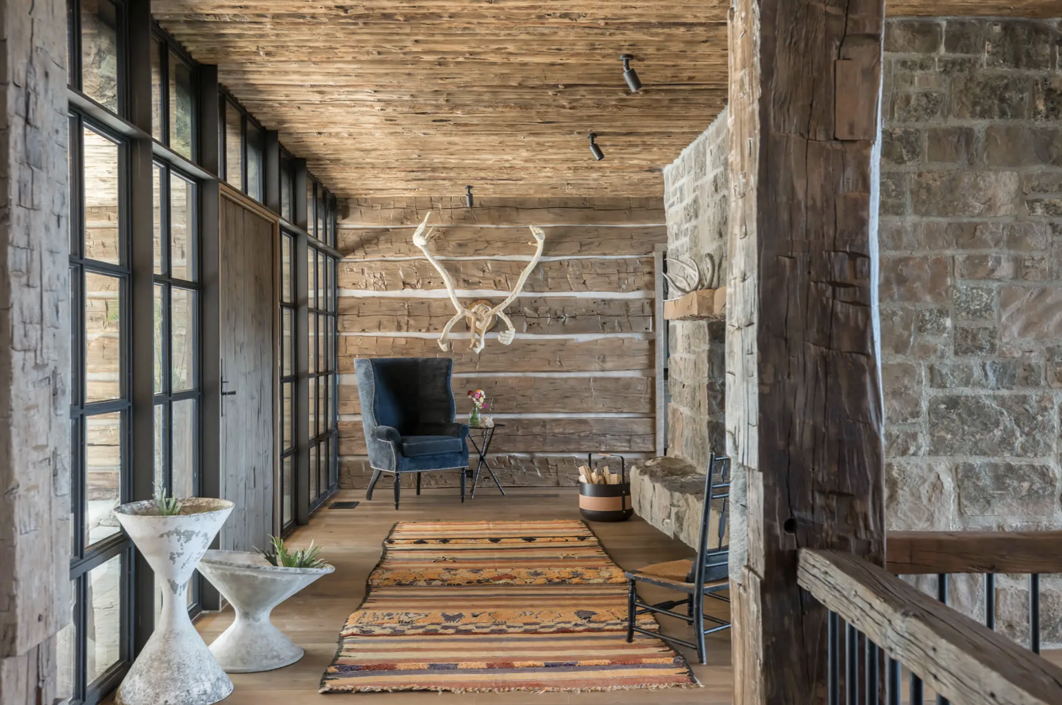 FL-05-breezeway-timber-fireplace.png