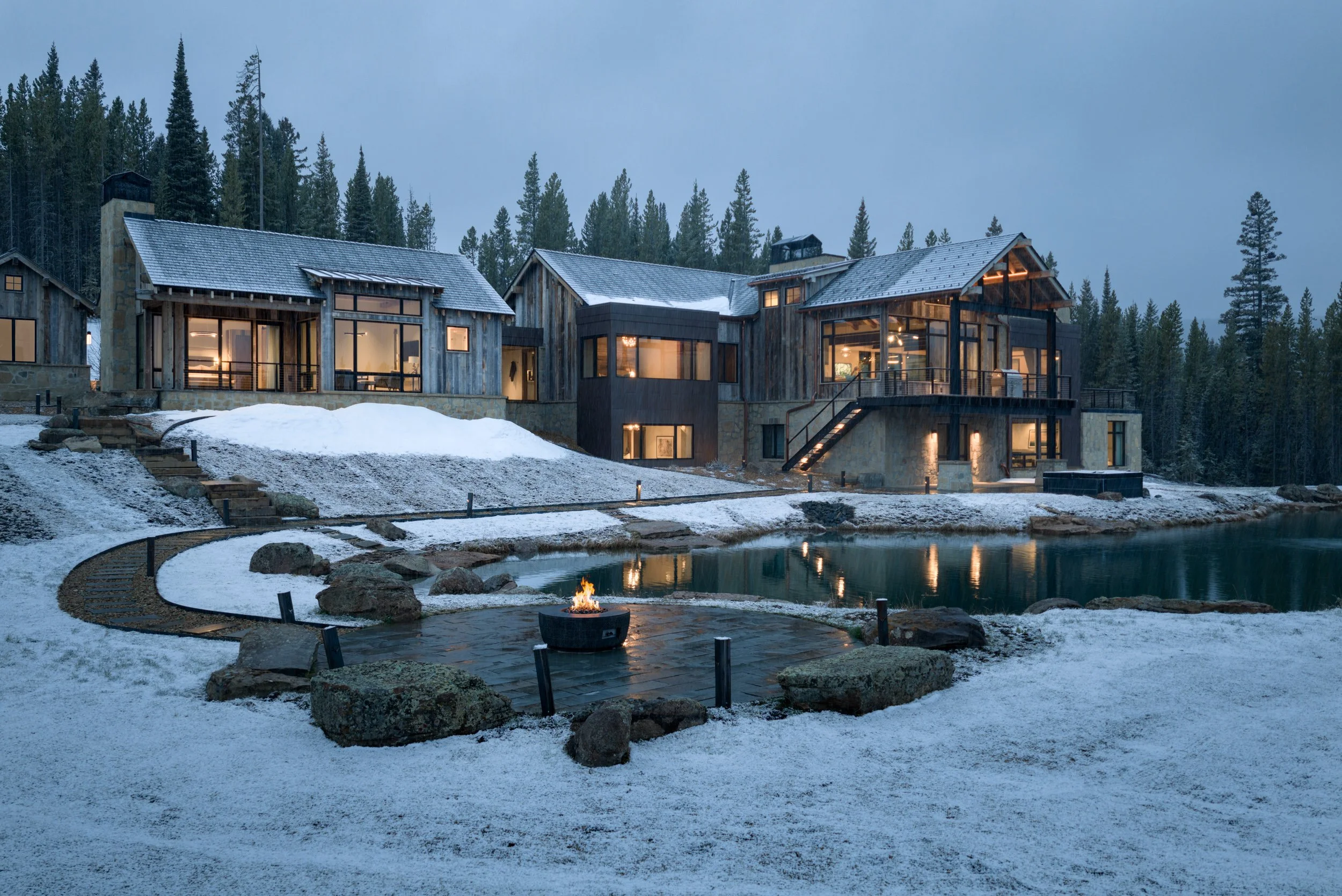 SCR-25-Exterior-home-Big-Sky_montana-outdoor-firepit.jpg