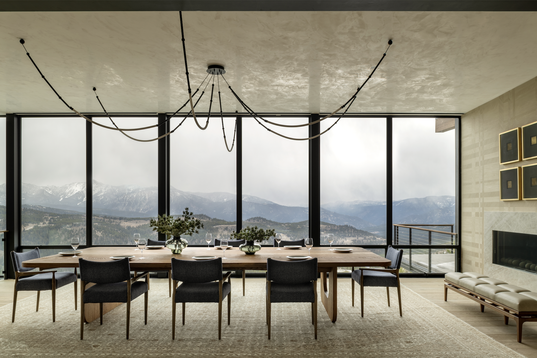 PL-04-dining-room-mountain-views.png