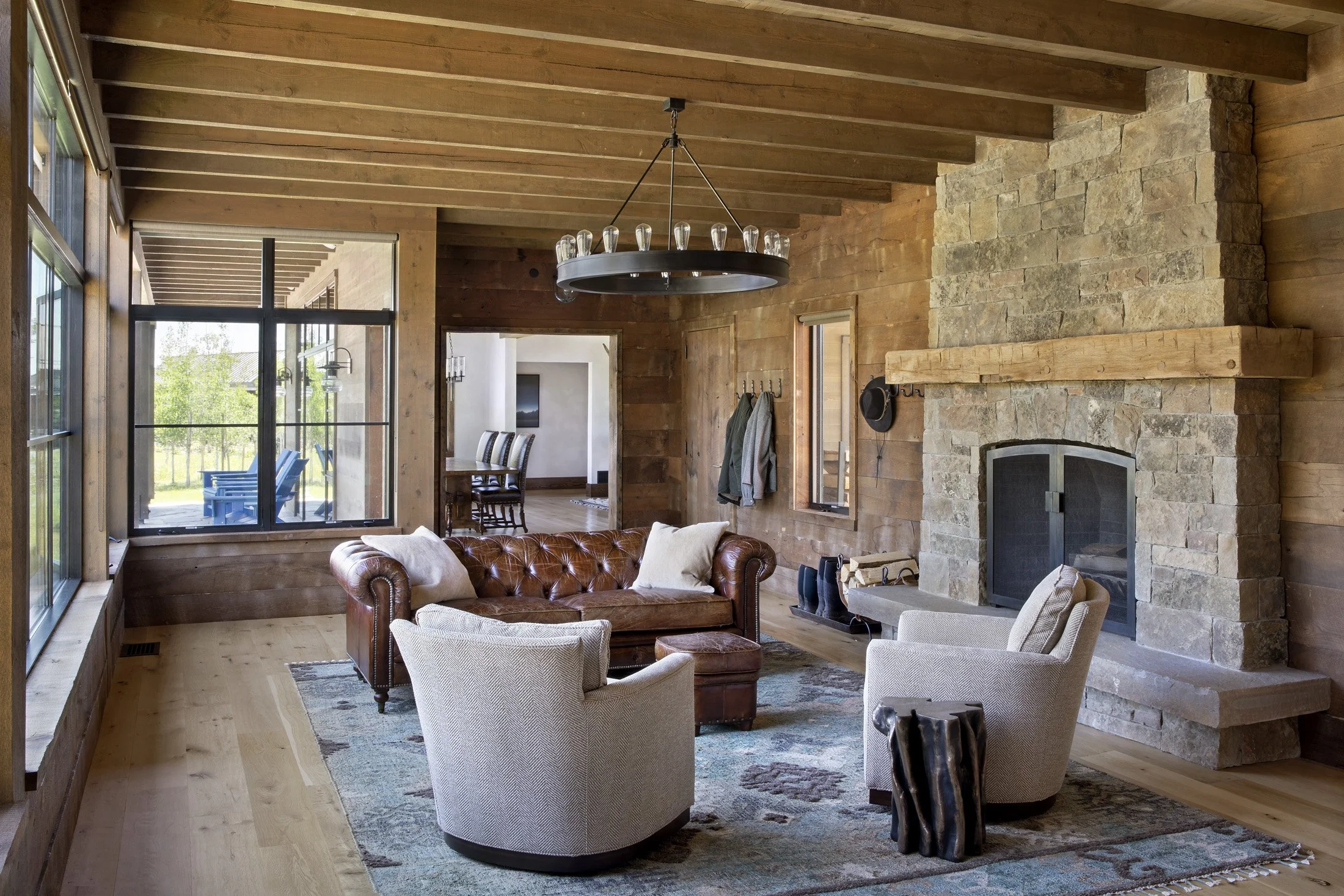 LCR-20-lounge-fireplace-reclaimed-wood-interior.jpg
