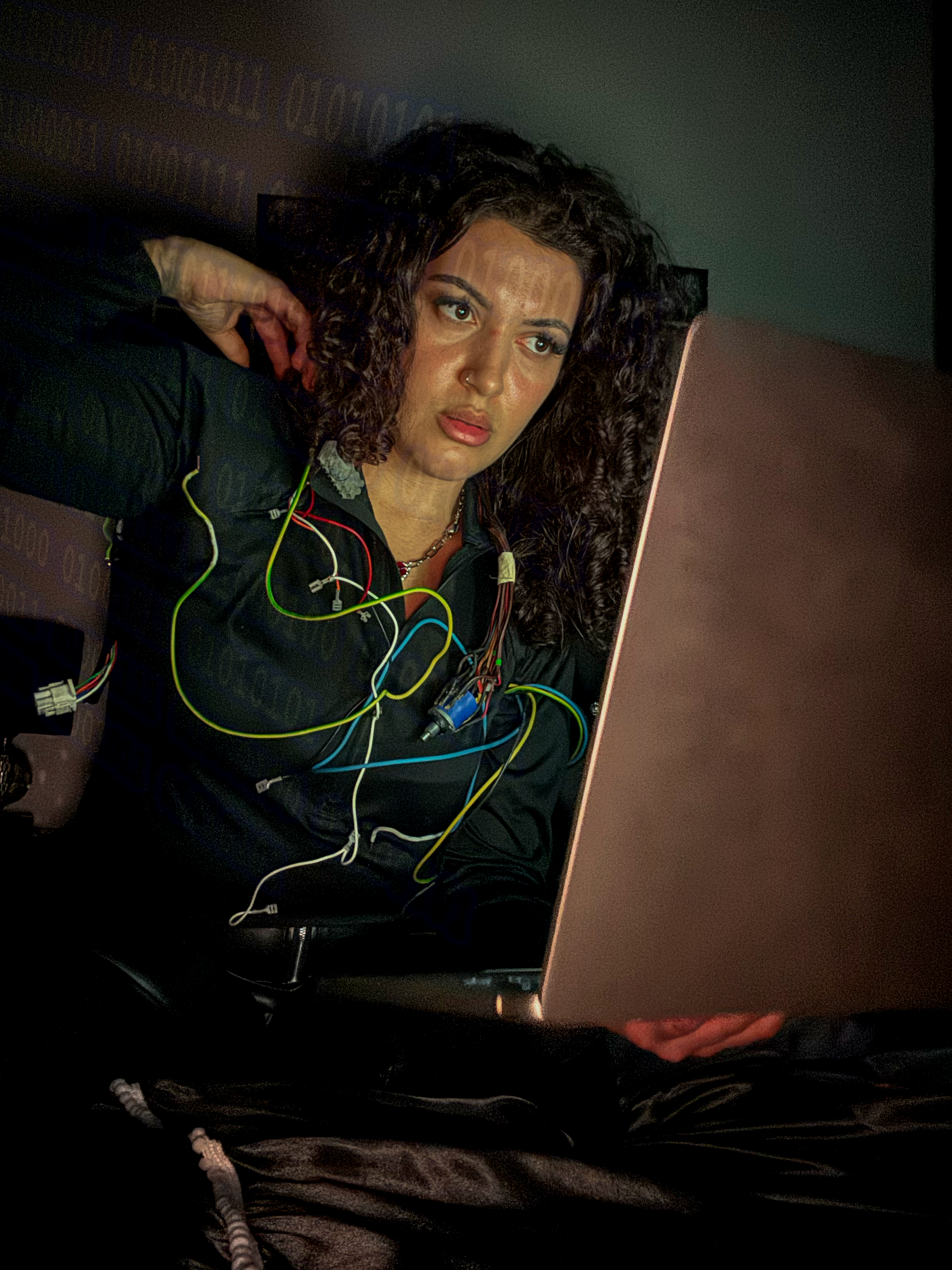 Midden foto 1 (Becoming Interface).png