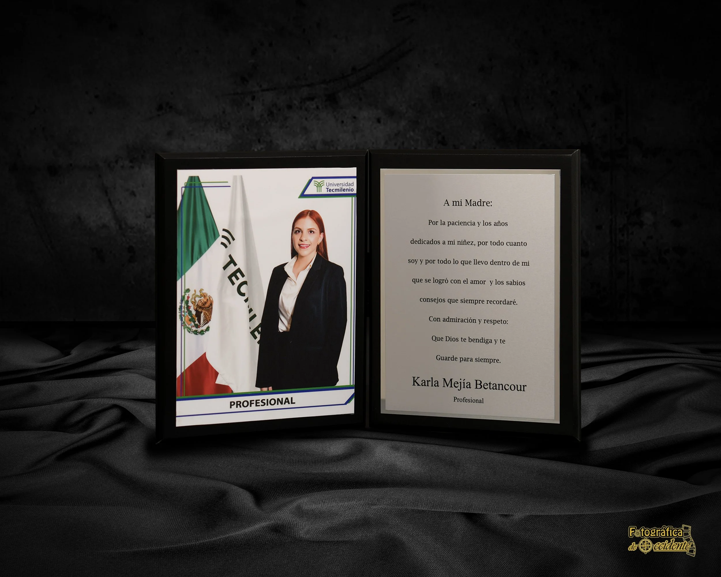 LIBRO NEGRO CON PLATA