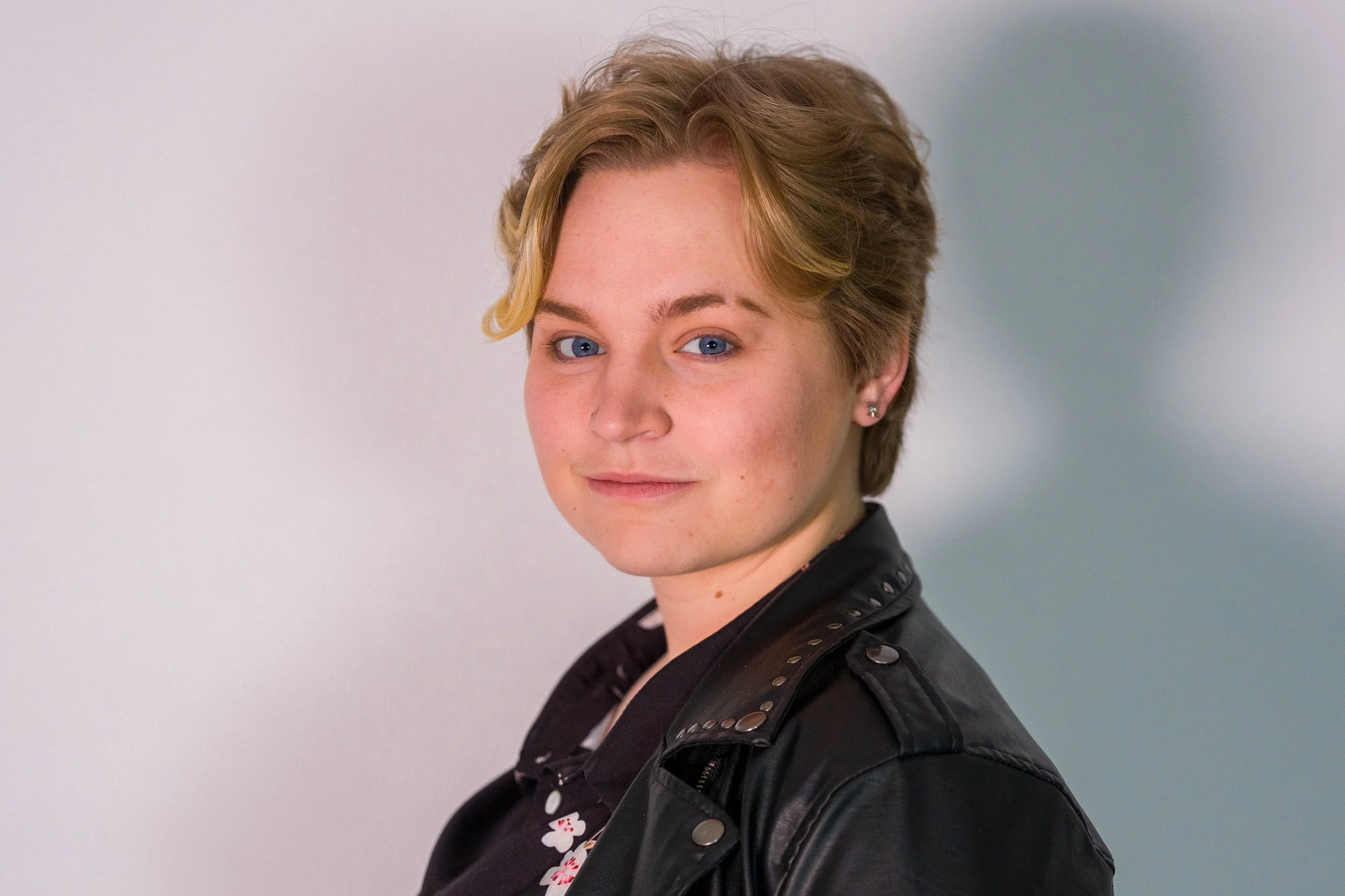 Archer Headshots-09105.jpg