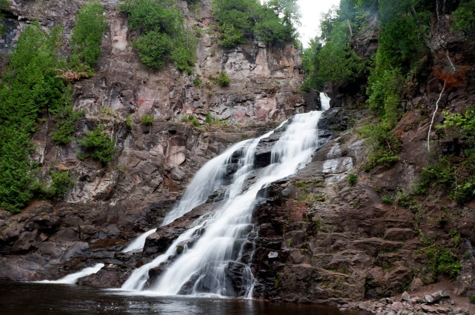Hidden Gems on the North Shore: How to Escape the Crowds