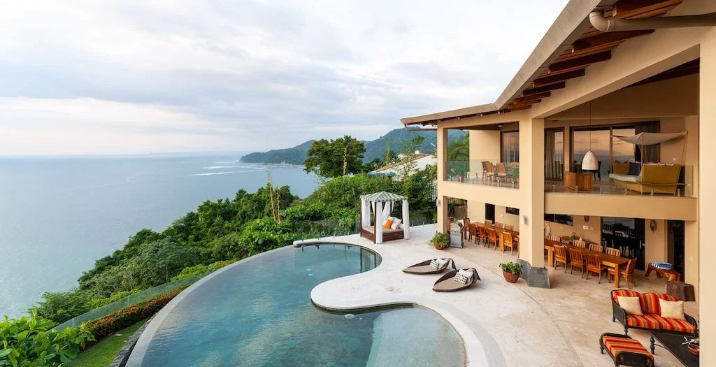 beatuiful house sea view in guatemala