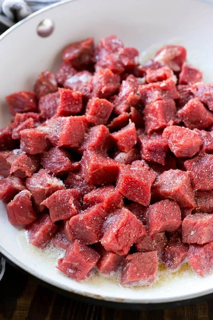 (PRE-ORDER) Everyday Essentials with Steak Bites