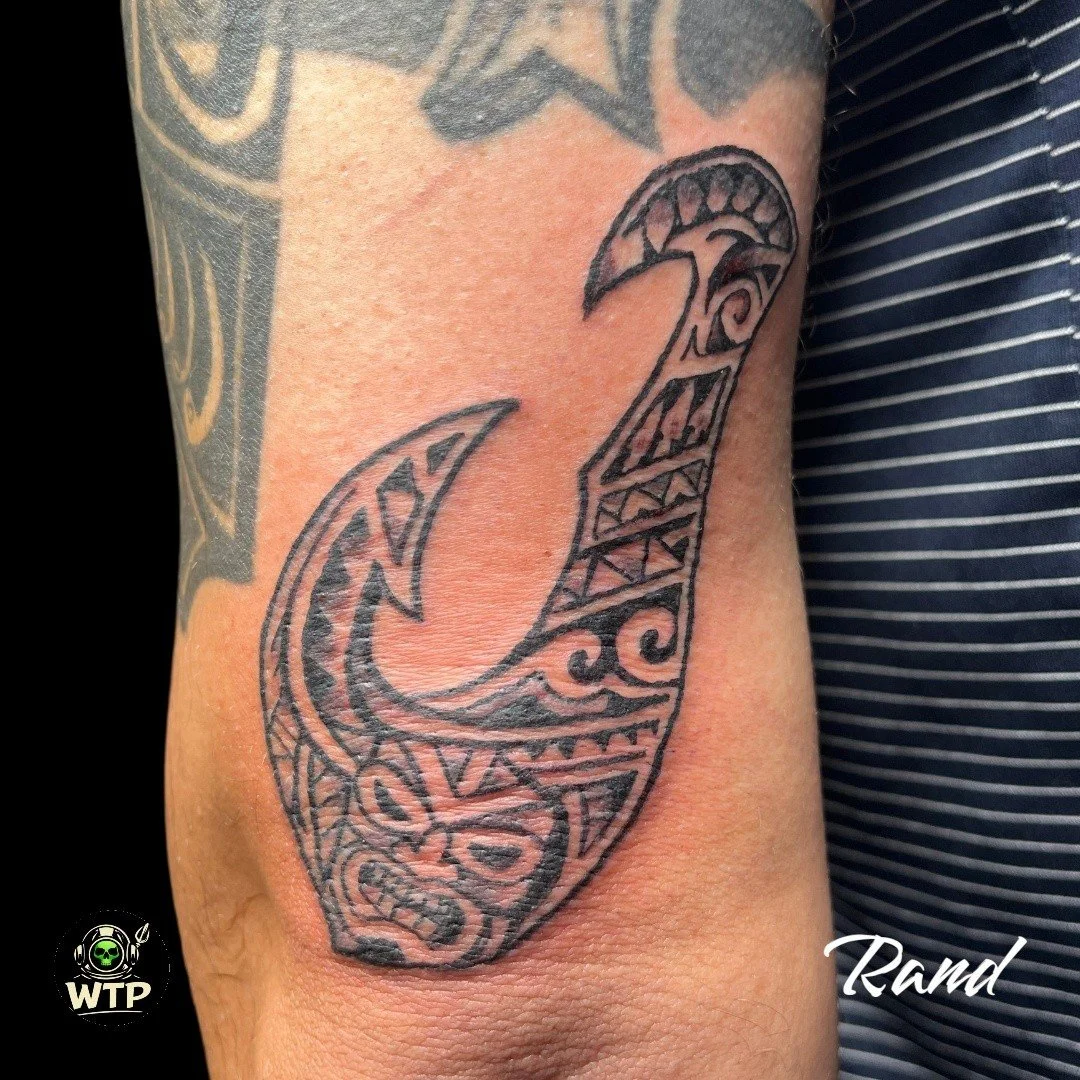 Rand @rand.thiel 

.. #WilmingtonTattooAndPiercing #WilmingtonNC #NCTattoos #FineLineArtist #HyperRealismTattoo #BlackAndGreyInk #ColorRealismTattoo #AnimeTattooArtist #MangaInk #OtakuTattoo #CustomAnimeTattoo #FamilyInk #MatchingTattoo #PatrioticInk