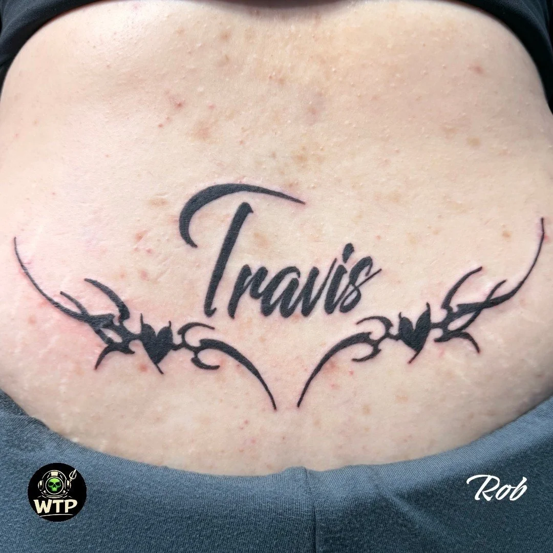 Rob @rob_smith_tattoo 

.
.
 #WilmingtonTattooAndPiercing #WilmingtonNC #NCTattoos #FineLineArtist #HyperRealismTattoo #BlackAndGreyInk #ColorRealismTattoo #AnimeTattooArtist #MangaInk #OtakuTattoo #CustomAnimeTattoo #FamilyInk #MatchingTattoo #Patri