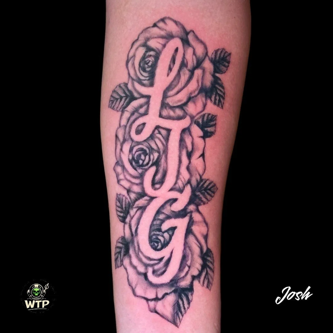 Josh @thundertatz 

.
.
 #WilmingtonTattooAndPiercing #WilmingtonNC #WilmingtonNCTattoo #WilmingtonTattoo #NCtattooartist #910Ink #CapeFearTattoo #FineLineTattoo #RealismTattoo #BlackAndGreyTattoo #ColorTattoo #AnimeTattoo #MangaTattoo #FamilyTattoo 