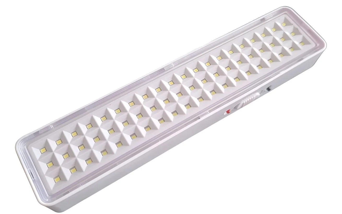 LUZ EMERGENCIA LED 3.jpg