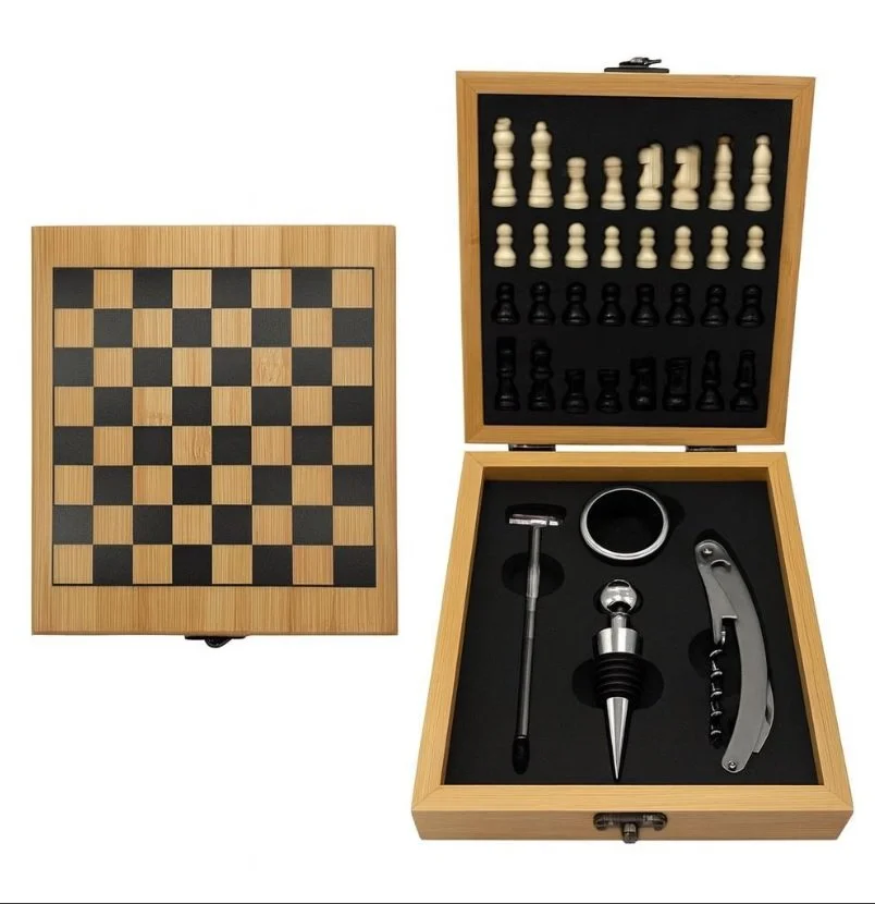 Set de asado, saca corchos y juego de ajedrez