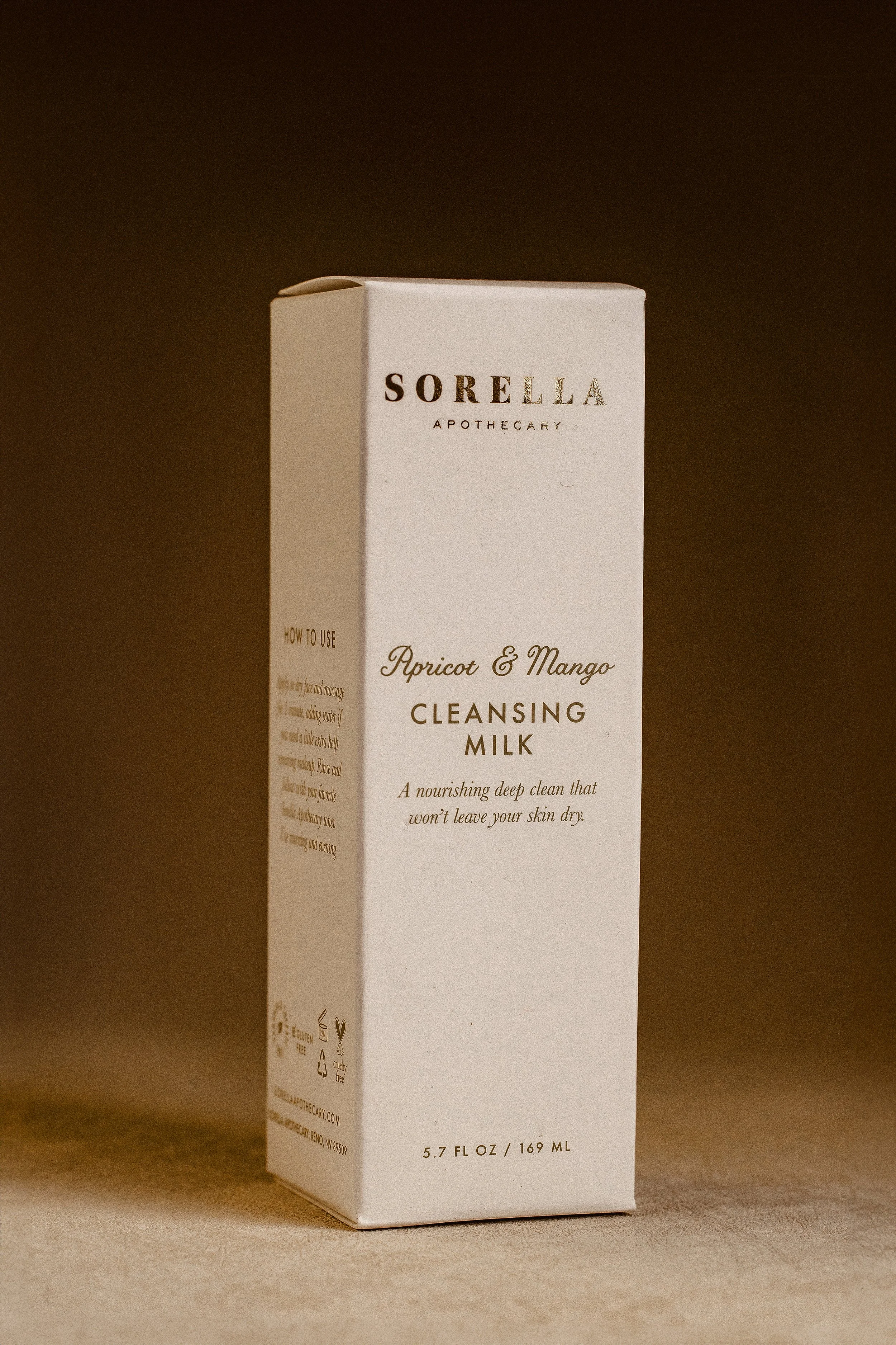 The Skin Edit OC-SorellaApothecary-skincare-parties-apricot-mango-cleansing-milk.jpg