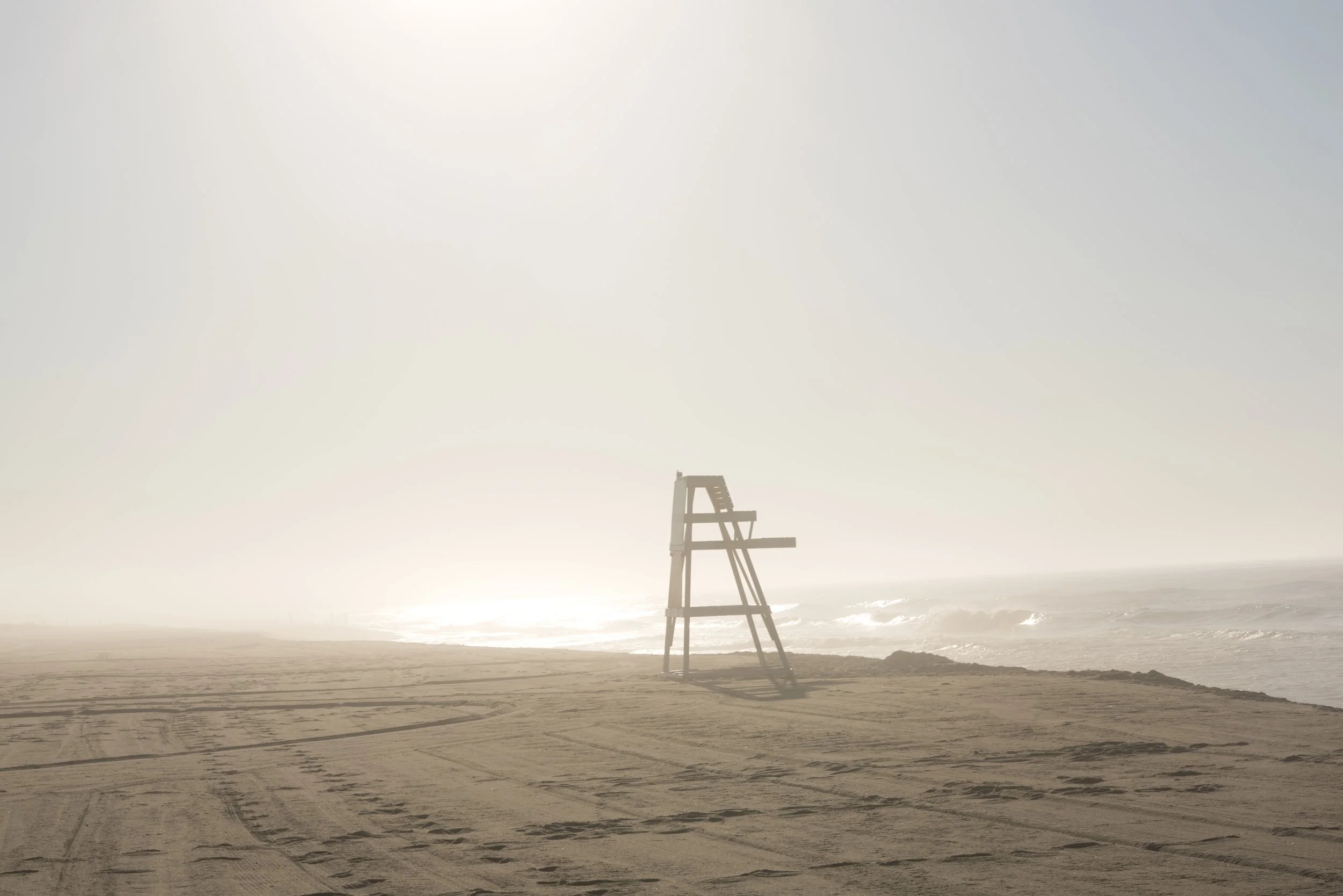 Between Tide and Light: A Photographer’s View of the Coast