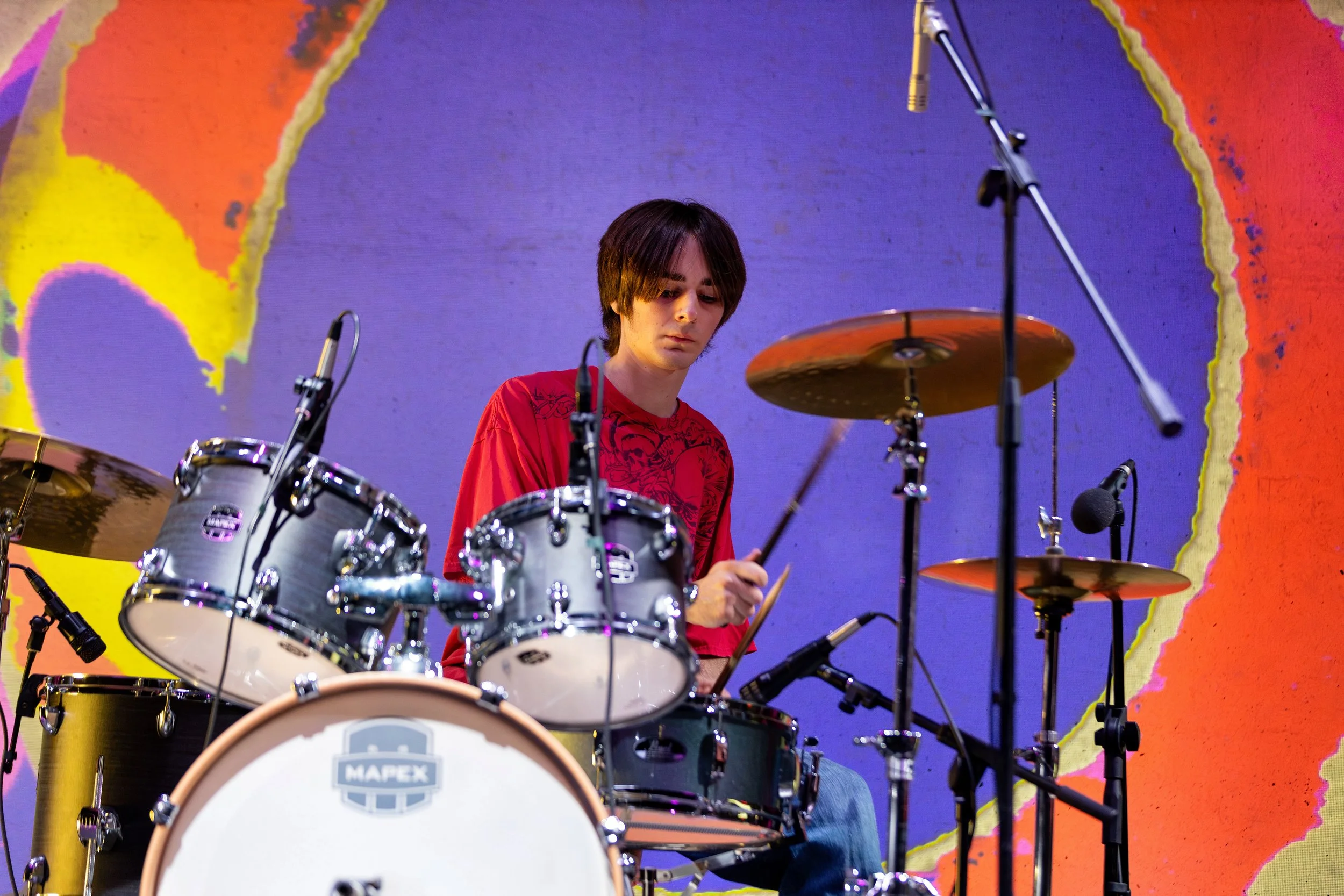 04-13_Loose Knit_Christopher De La Rosa_06.jpg