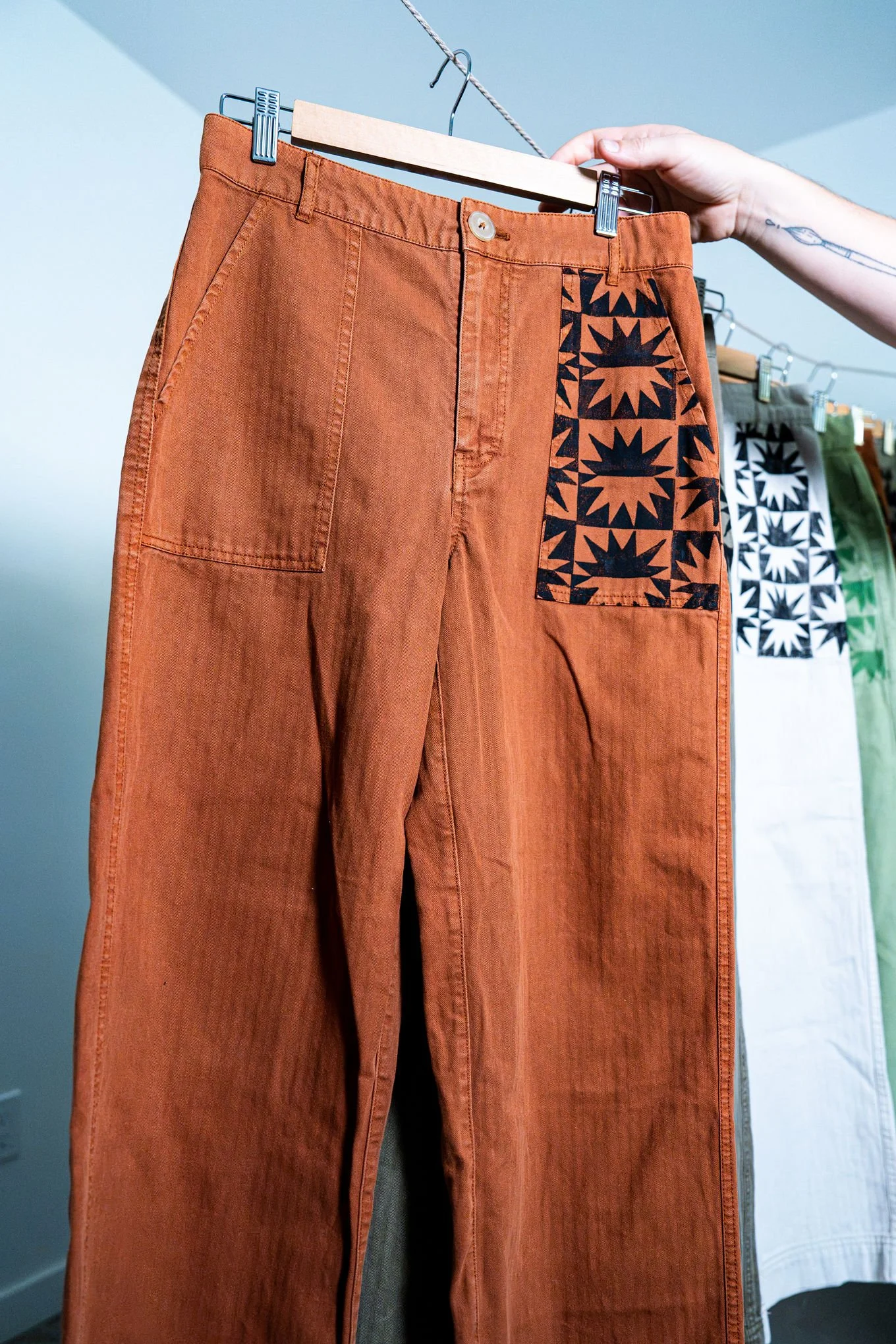 Brown-sz4jpg.jpg