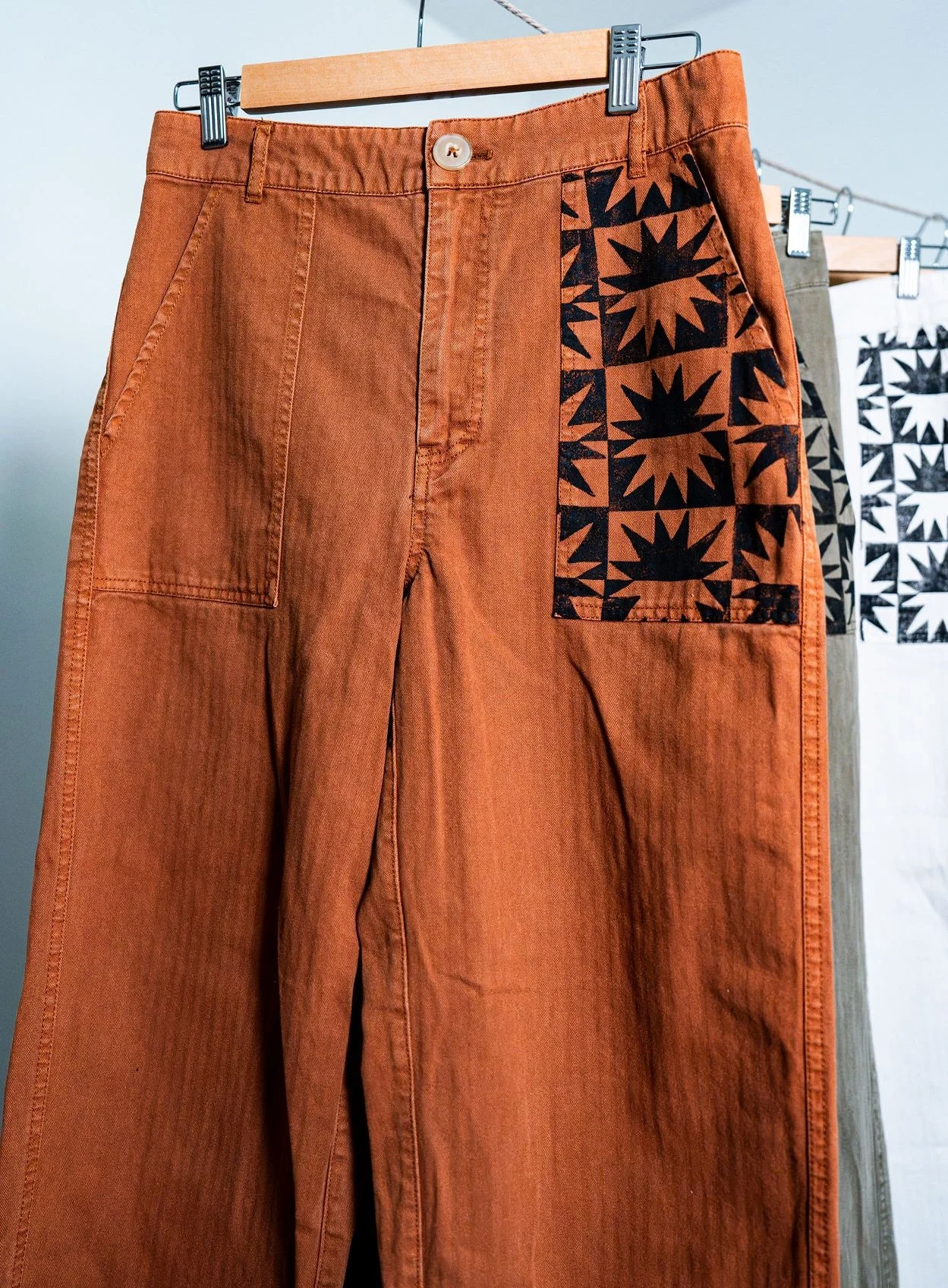 Brown-main-sz4.jpg