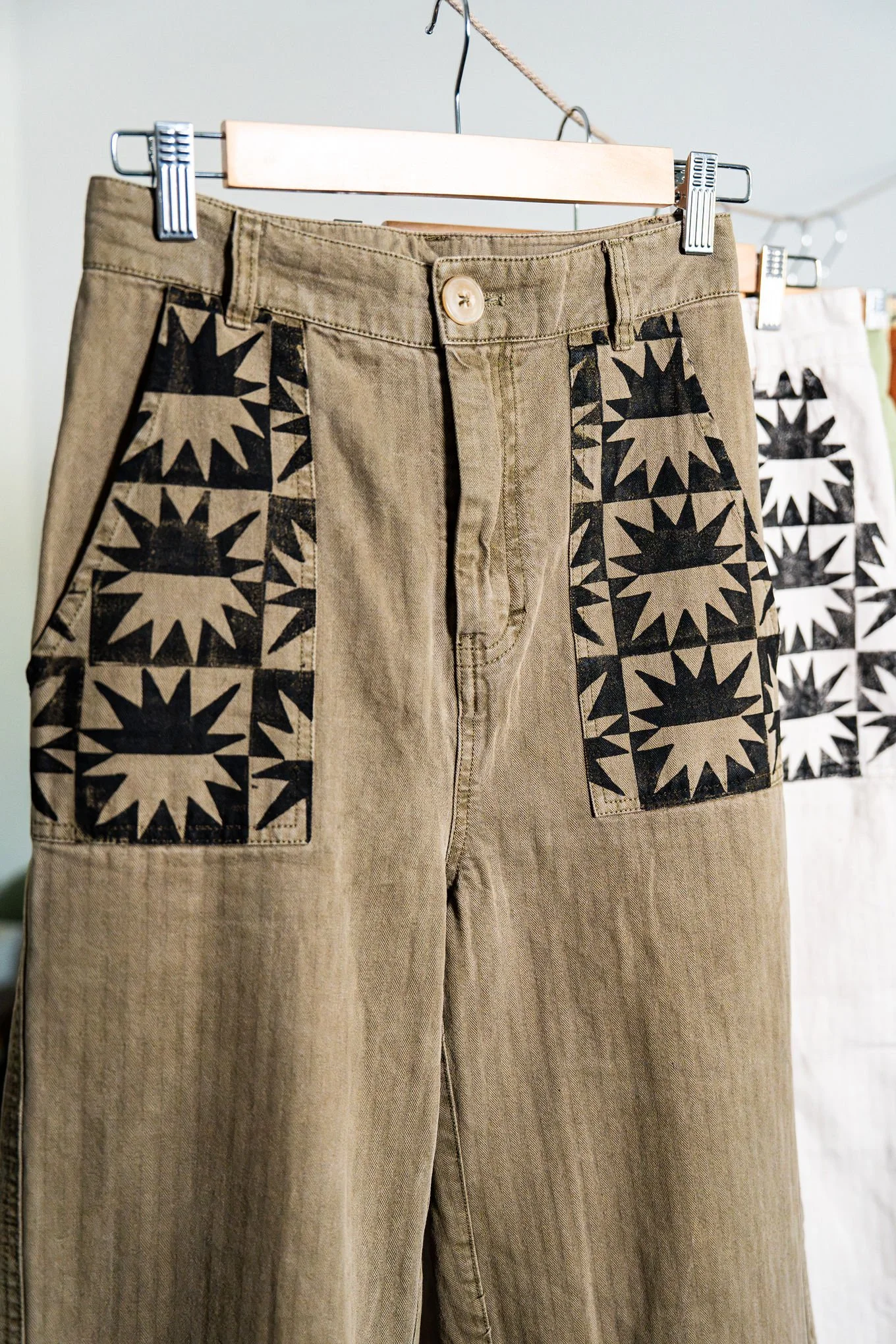 Star Pocket Pants - Size 0